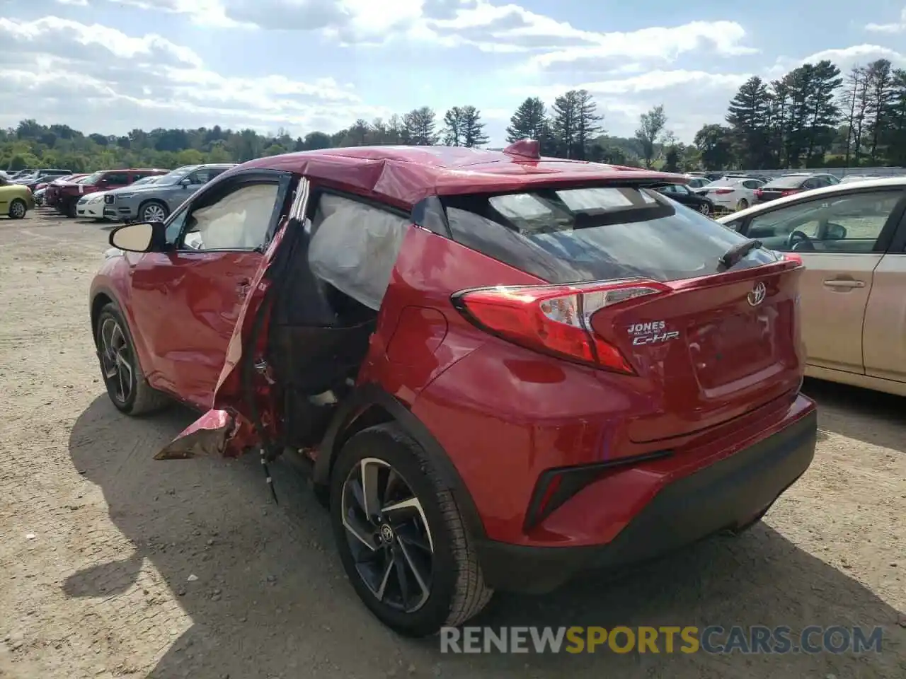 3 Photograph of a damaged car NMTKHMBX2LR111748 TOYOTA C-HR 2020