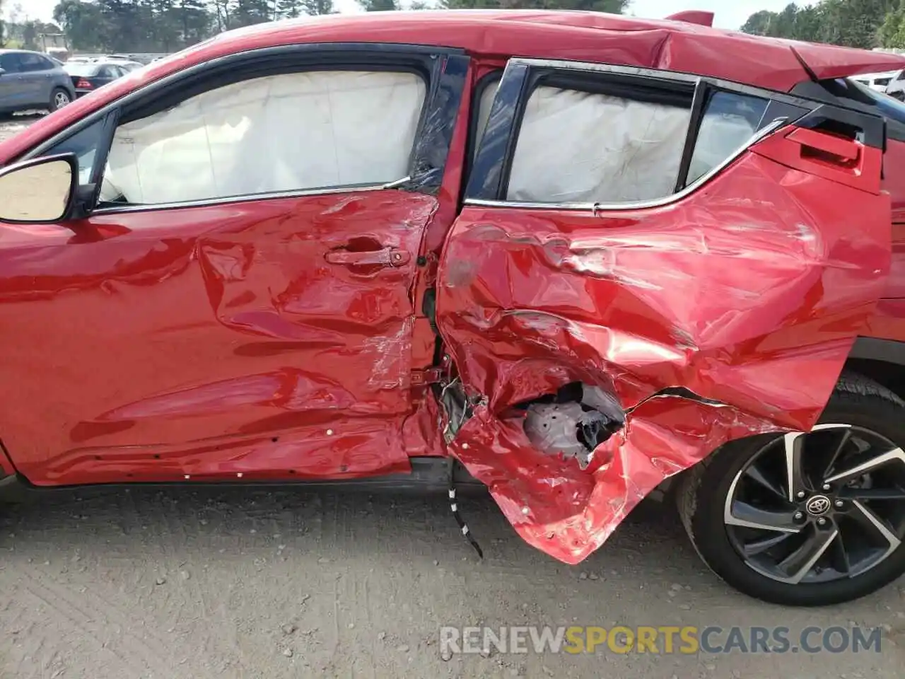 9 Photograph of a damaged car NMTKHMBX2LR111748 TOYOTA C-HR 2020