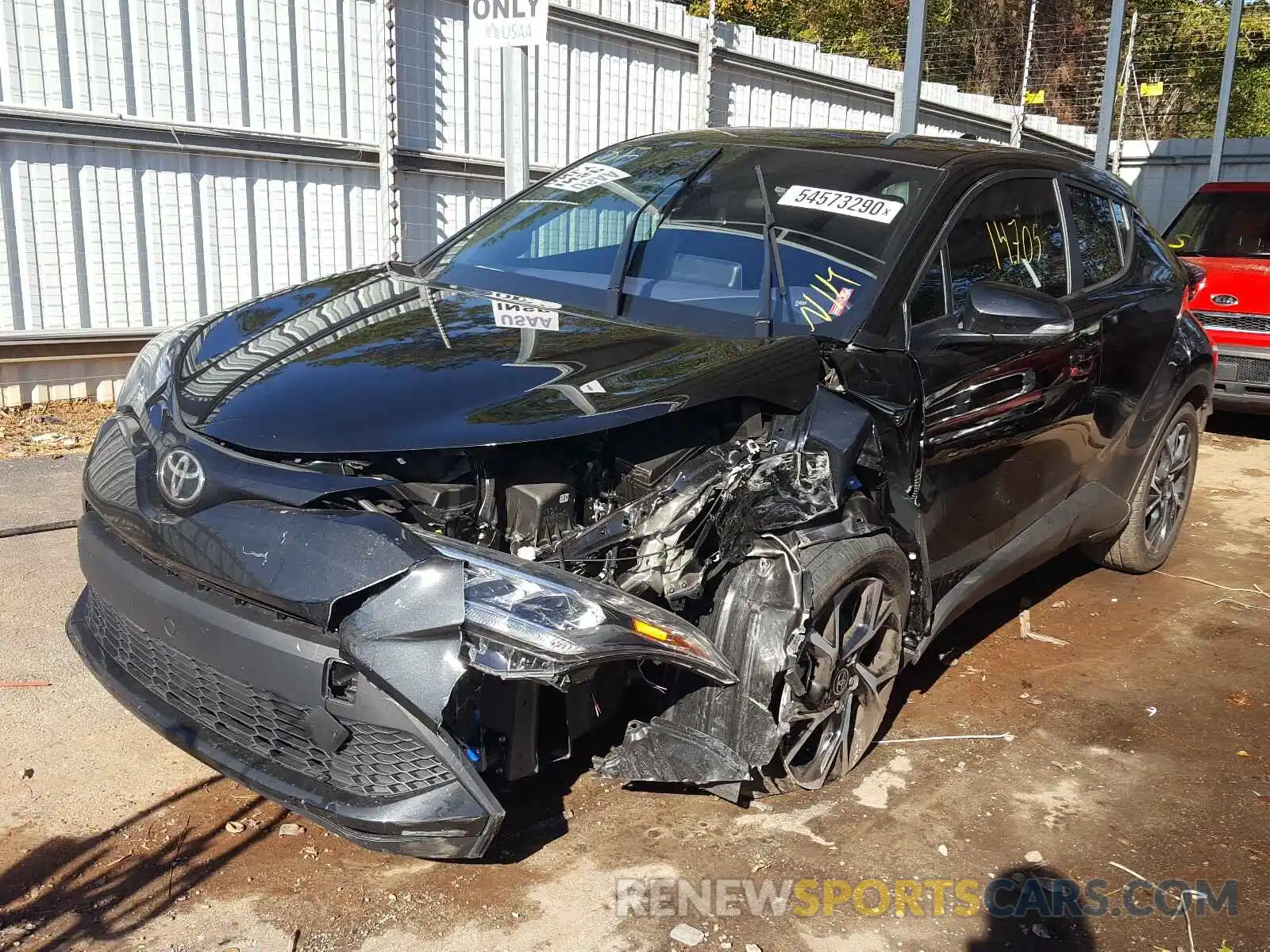 2 Photograph of a damaged car NMTKHMBX2LR111782 TOYOTA C-HR 2020