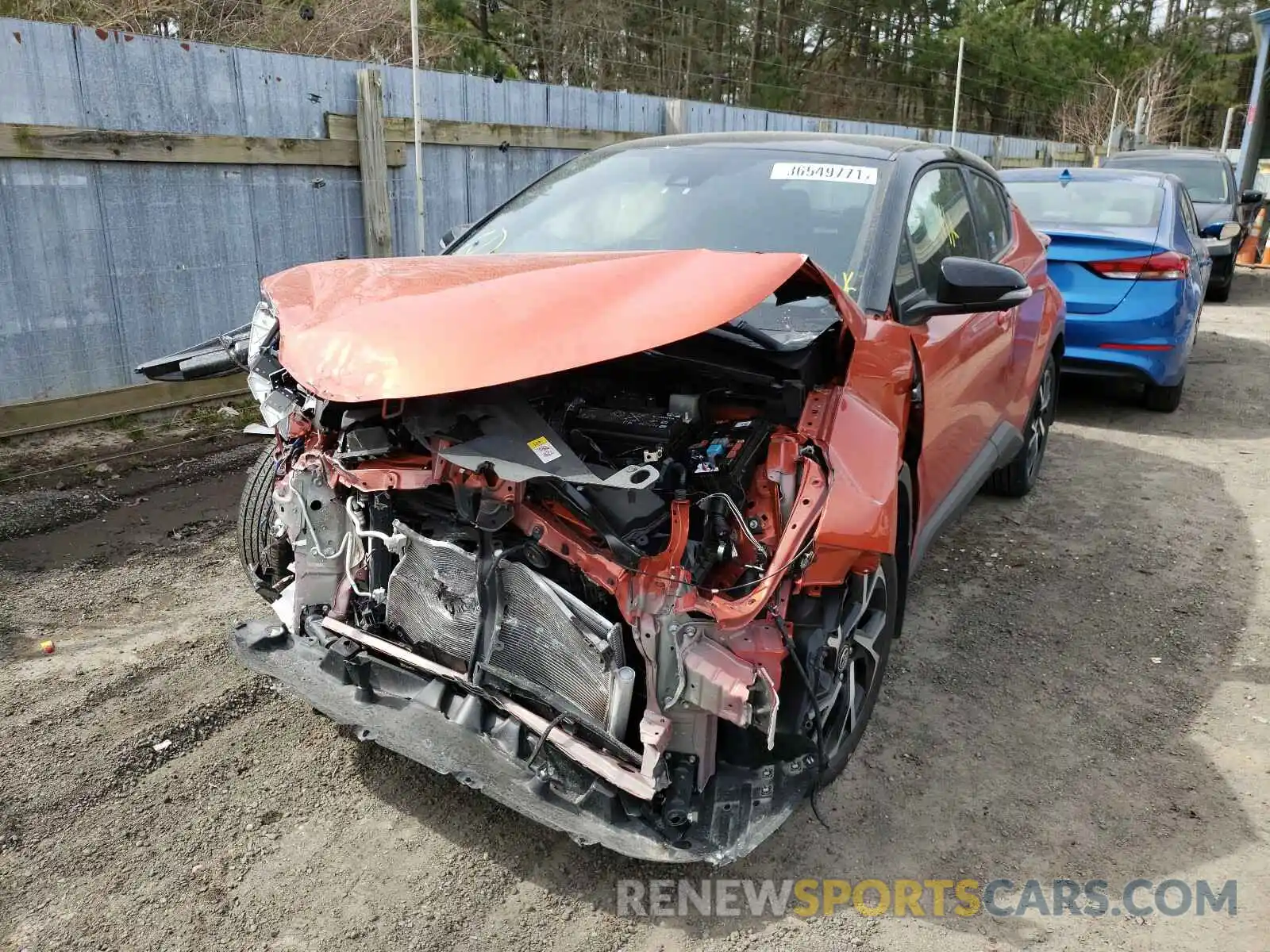 2 Photograph of a damaged car NMTKHMBX2LR112219 TOYOTA C-HR 2020