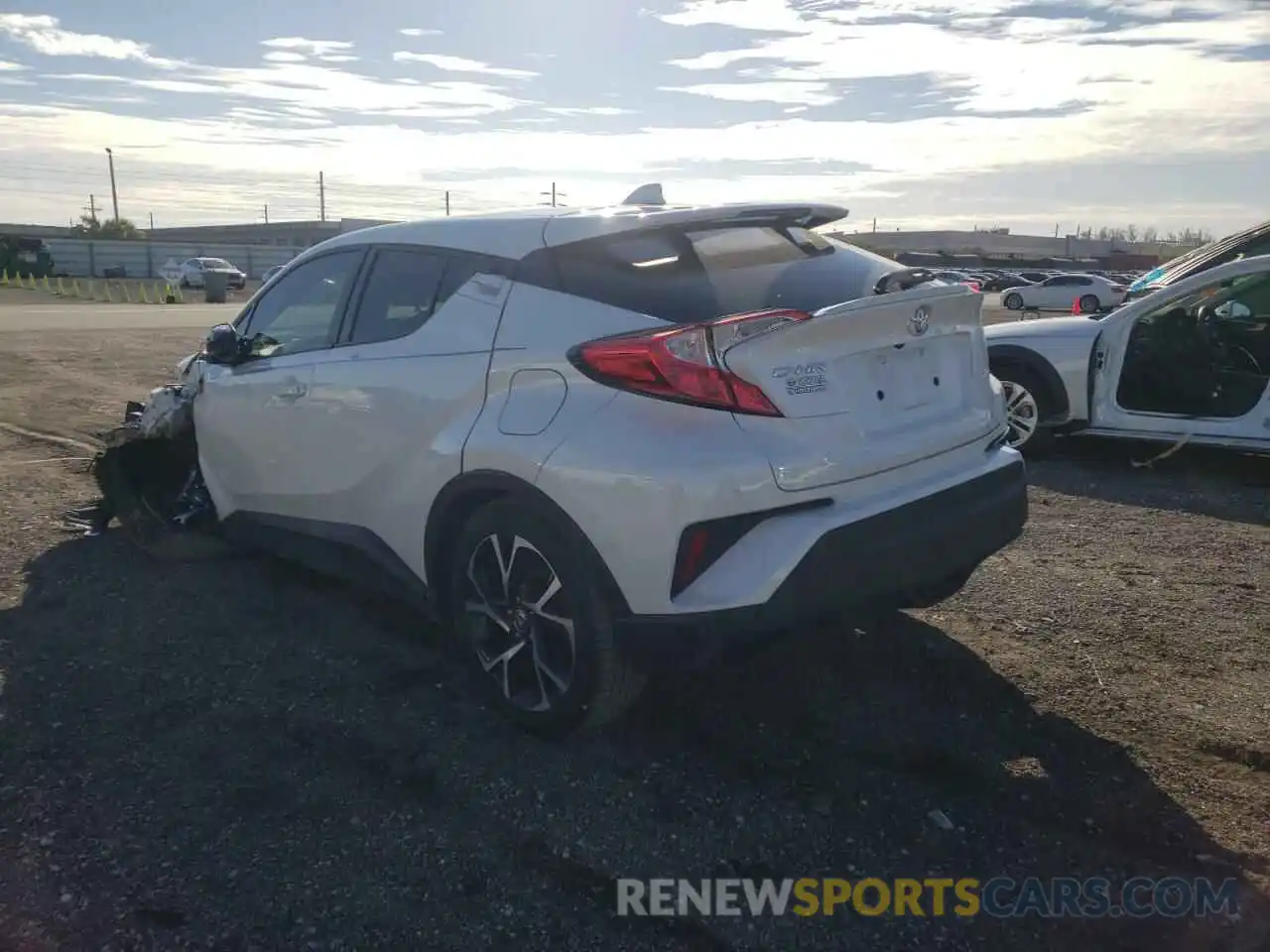 3 Photograph of a damaged car NMTKHMBX2LR112477 TOYOTA C-HR 2020