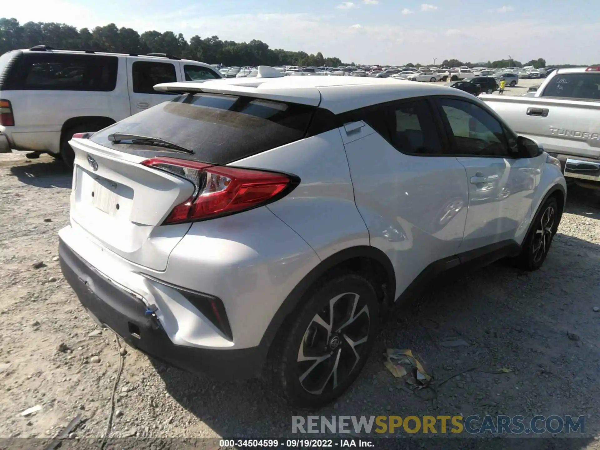 4 Photograph of a damaged car NMTKHMBX2LR112737 TOYOTA C-HR 2020