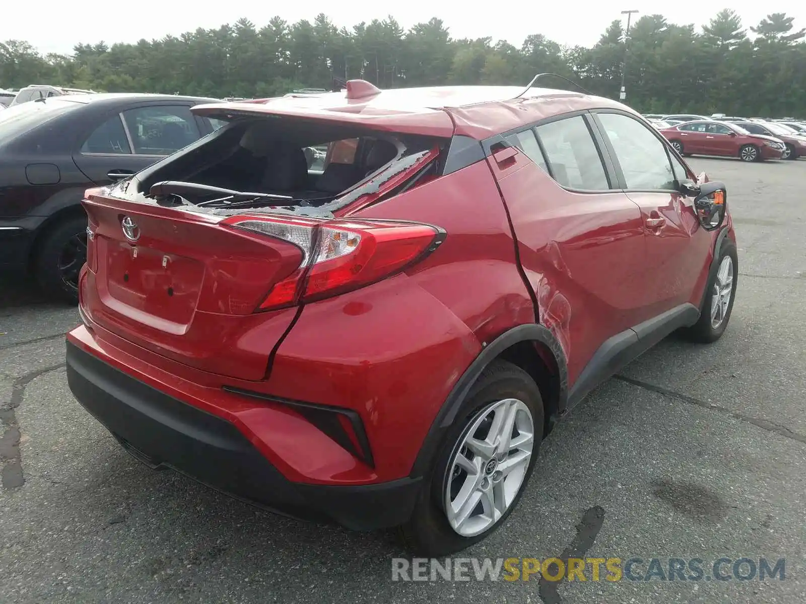 4 Photograph of a damaged car NMTKHMBX2LR112754 TOYOTA C-HR 2020