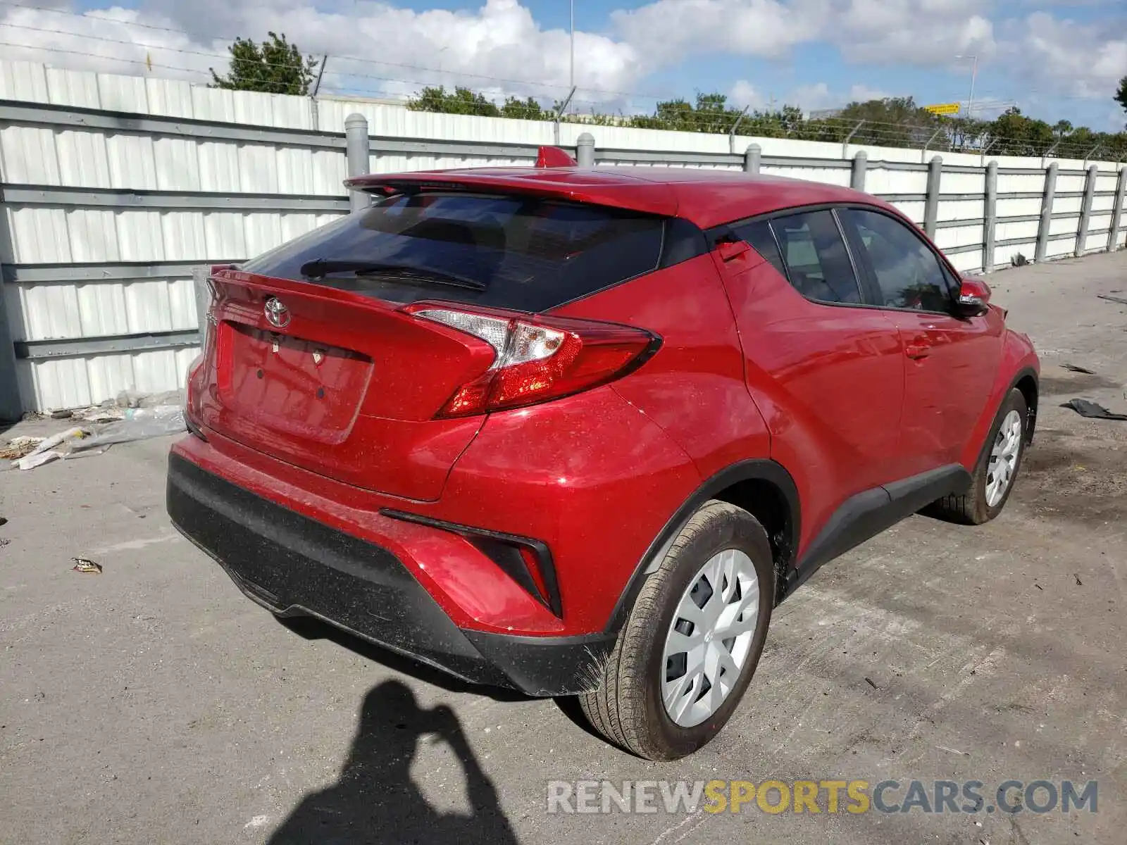 4 Photograph of a damaged car NMTKHMBX2LR115377 TOYOTA C-HR 2020