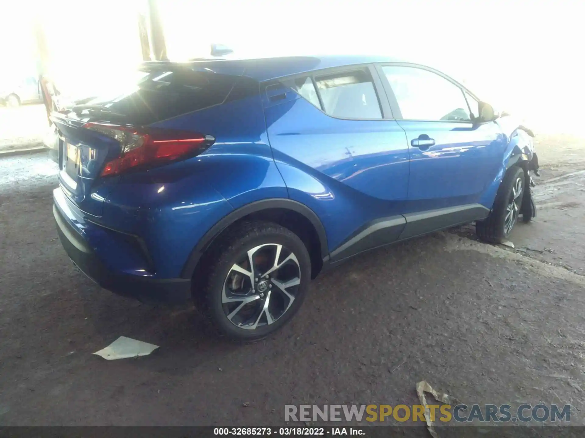 4 Photograph of a damaged car NMTKHMBX2LR115444 TOYOTA C-HR 2020