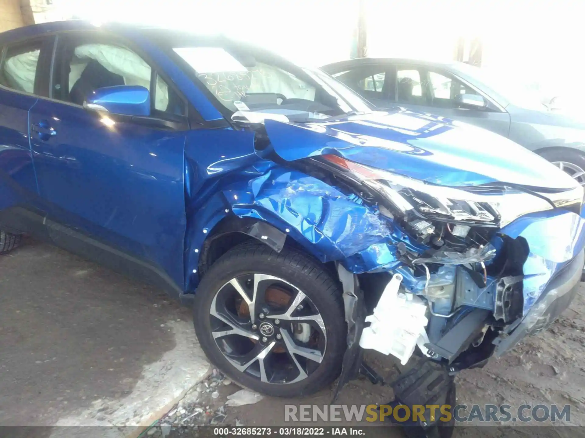 6 Photograph of a damaged car NMTKHMBX2LR115444 TOYOTA C-HR 2020