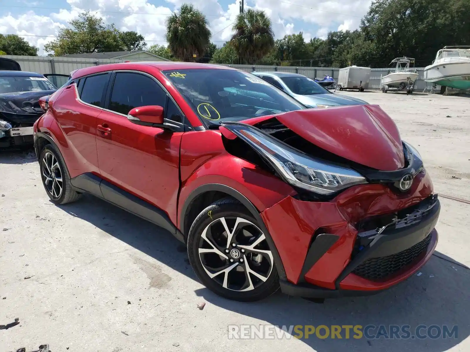 1 Фотография поврежденного автомобиля NMTKHMBX2LR117453 TOYOTA C-HR 2020