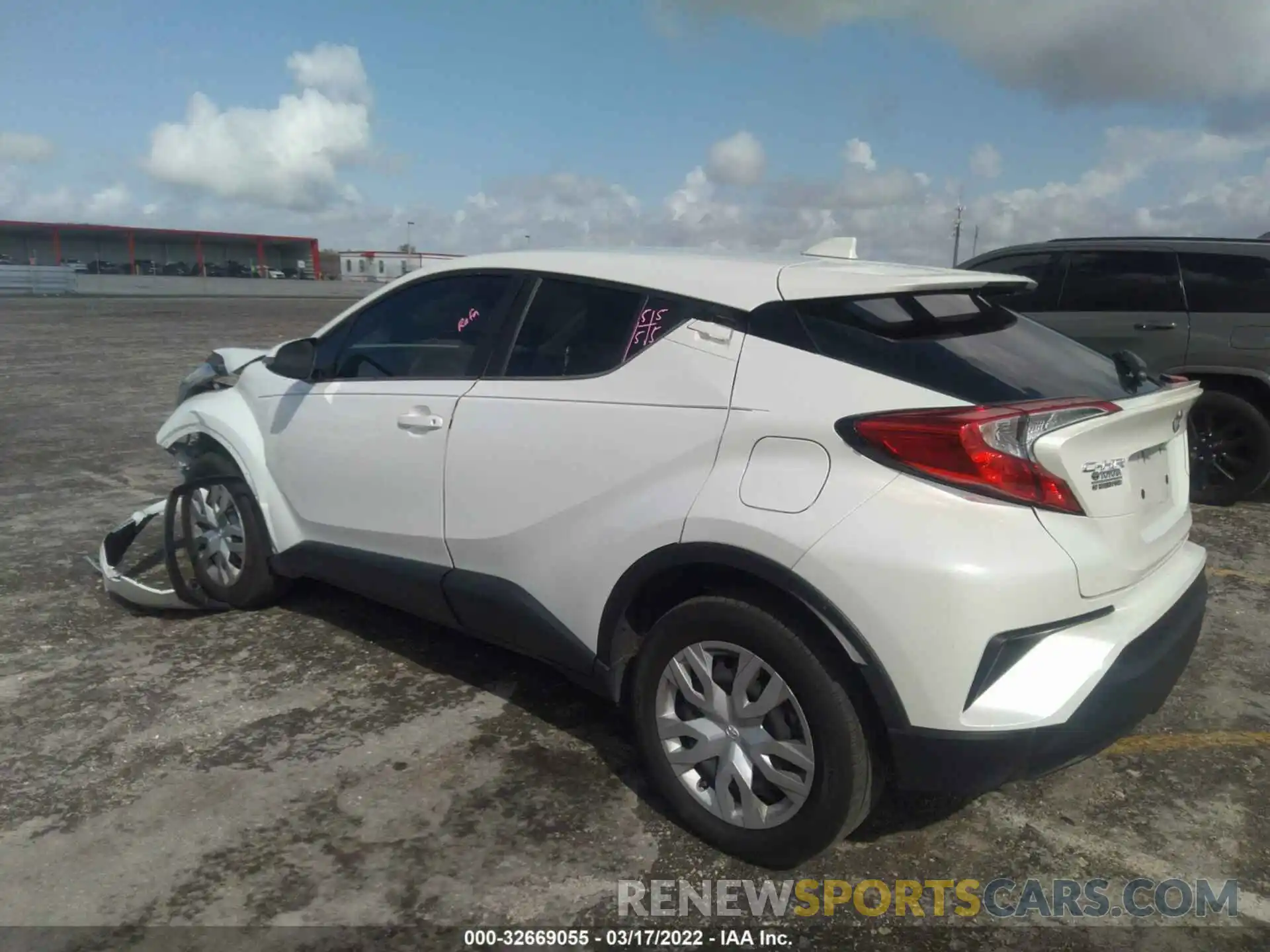 3 Photograph of a damaged car NMTKHMBX2LR118280 TOYOTA C-HR 2020