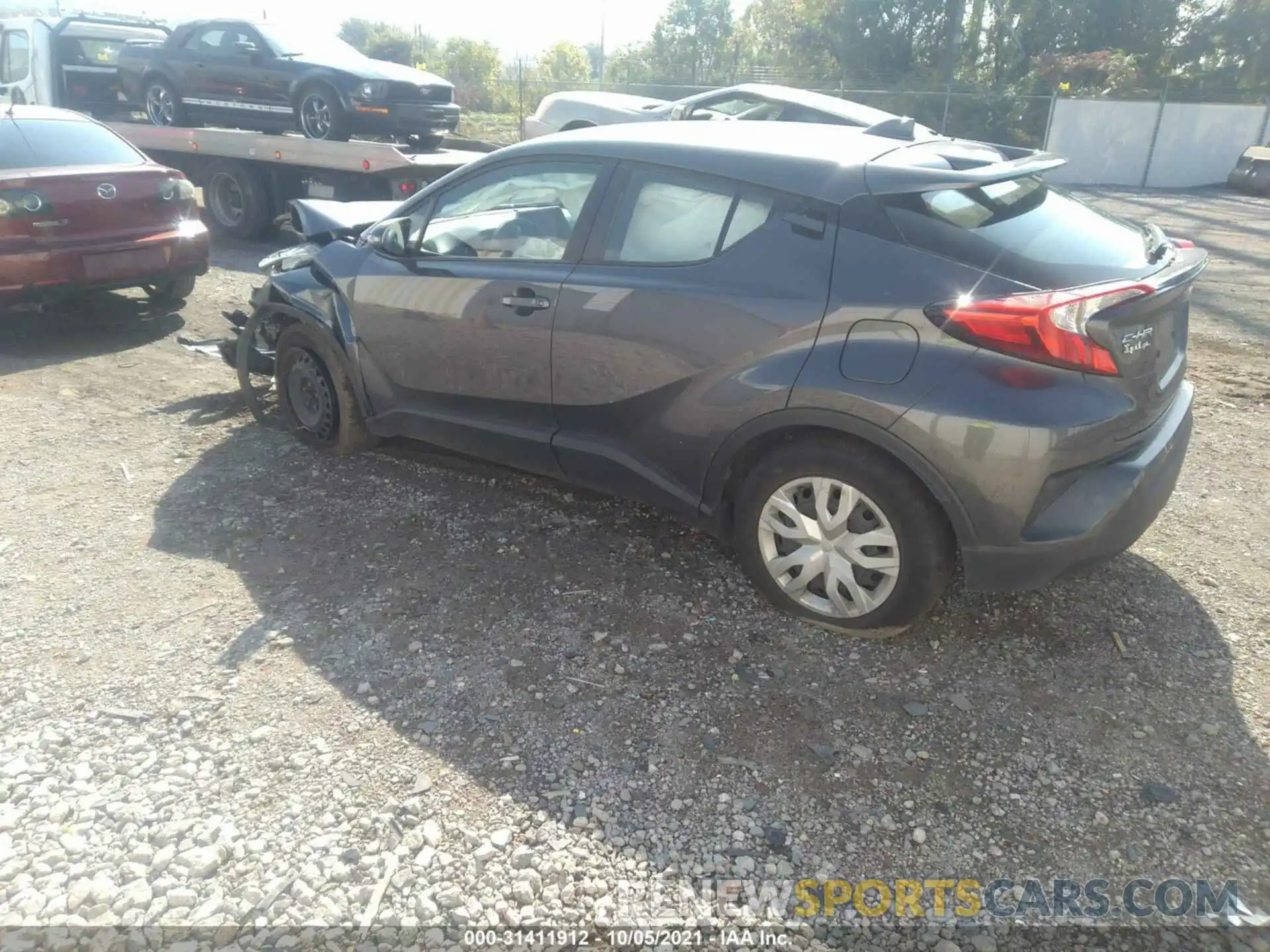 3 Photograph of a damaged car NMTKHMBX3LR103660 TOYOTA C-HR 2020