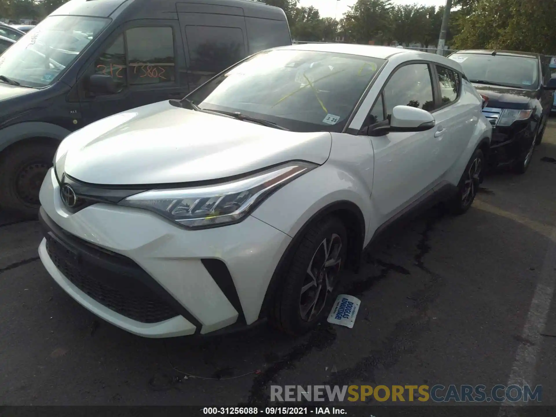 2 Photograph of a damaged car NMTKHMBX3LR106607 TOYOTA C-HR 2020