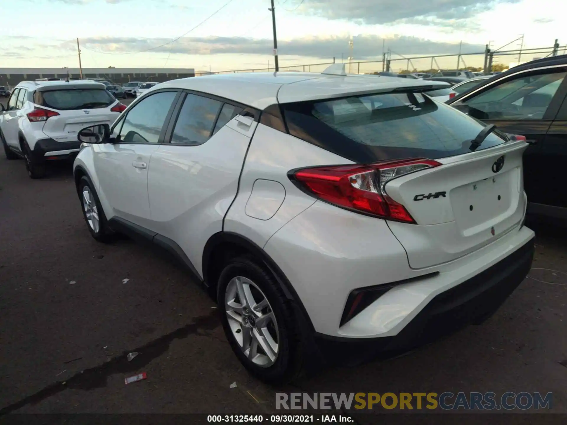 3 Photograph of a damaged car NMTKHMBX3LR107367 TOYOTA C-HR 2020