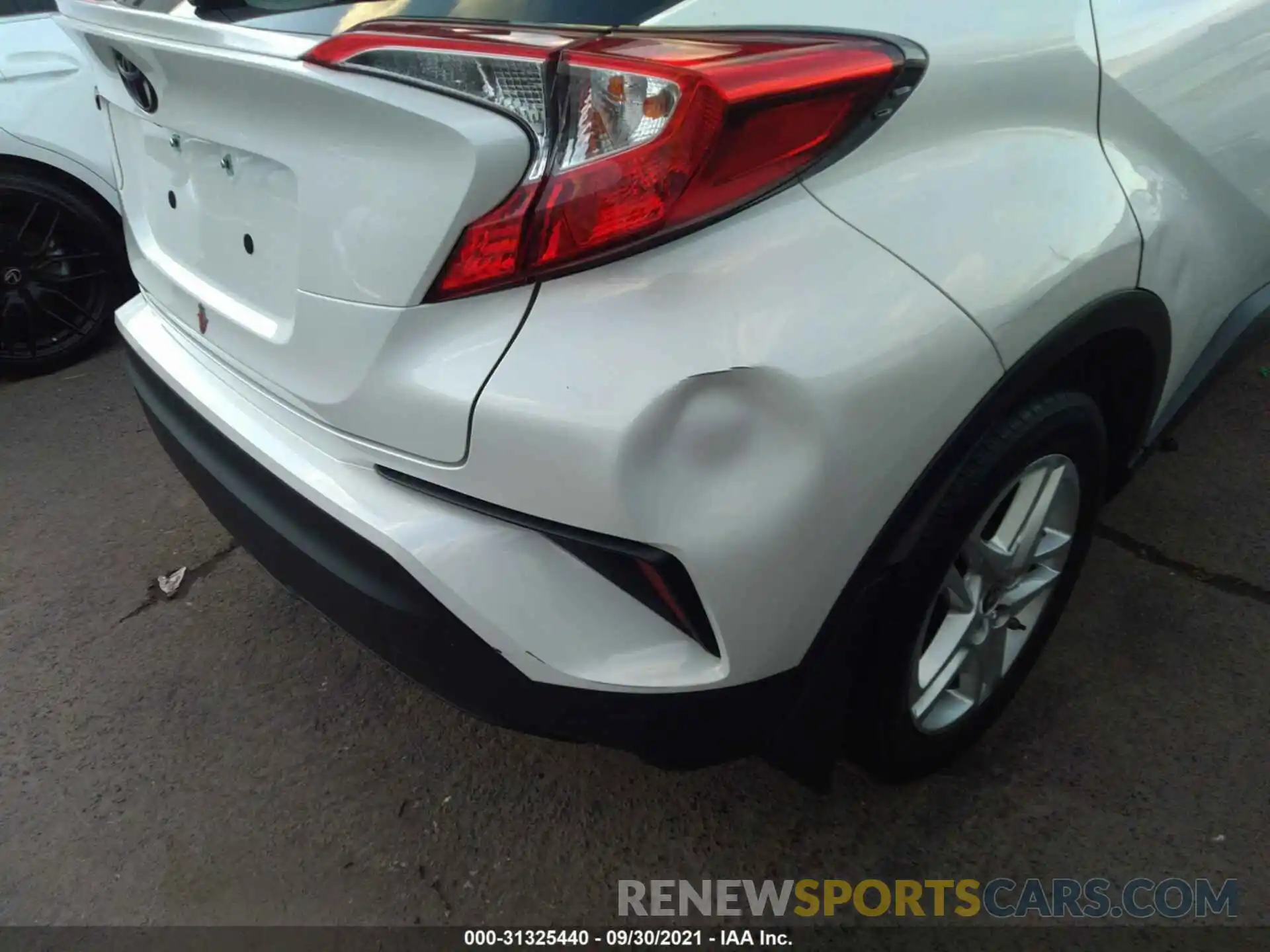 6 Photograph of a damaged car NMTKHMBX3LR107367 TOYOTA C-HR 2020