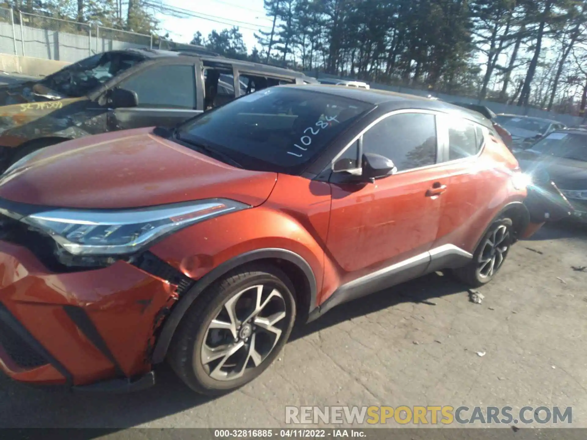 2 Photograph of a damaged car NMTKHMBX3LR110284 TOYOTA C-HR 2020