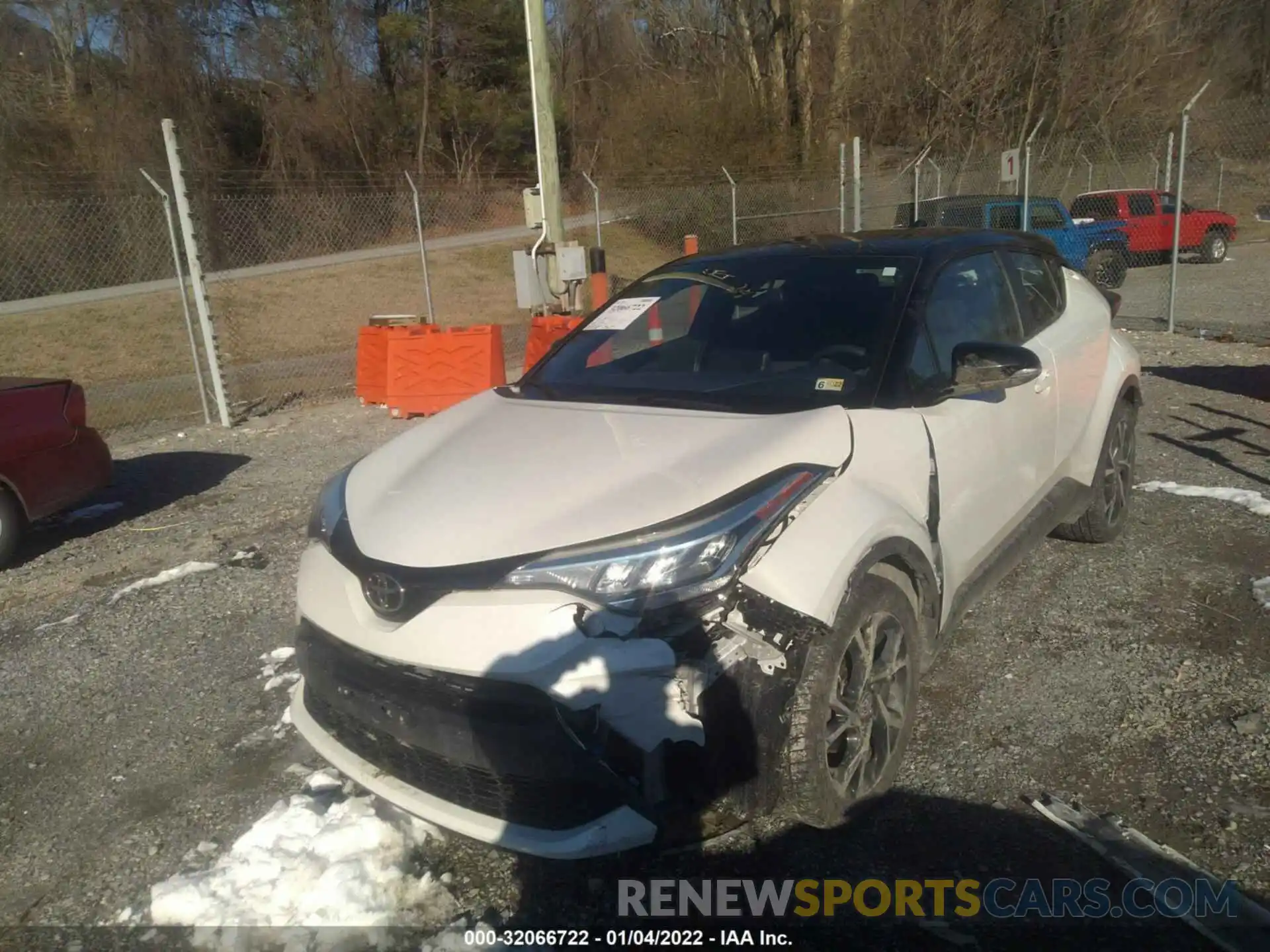 6 Photograph of a damaged car NMTKHMBX3LR111077 TOYOTA C-HR 2020