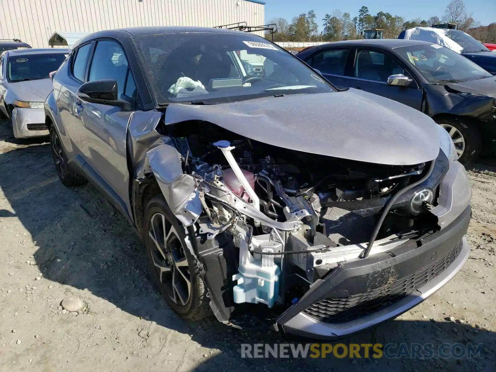 1 Photograph of a damaged car NMTKHMBX3LR111421 TOYOTA C-HR 2020