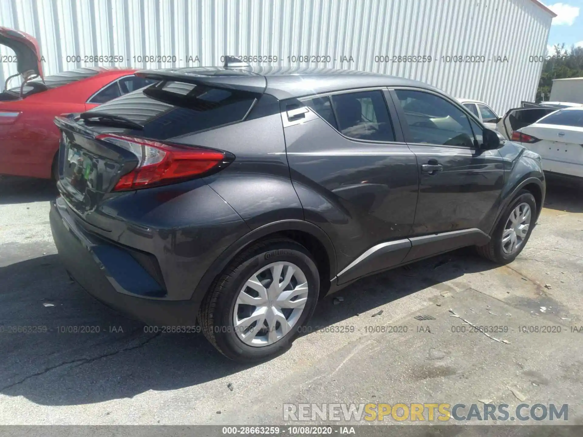 4 Photograph of a damaged car NMTKHMBX3LR112424 TOYOTA C-HR 2020