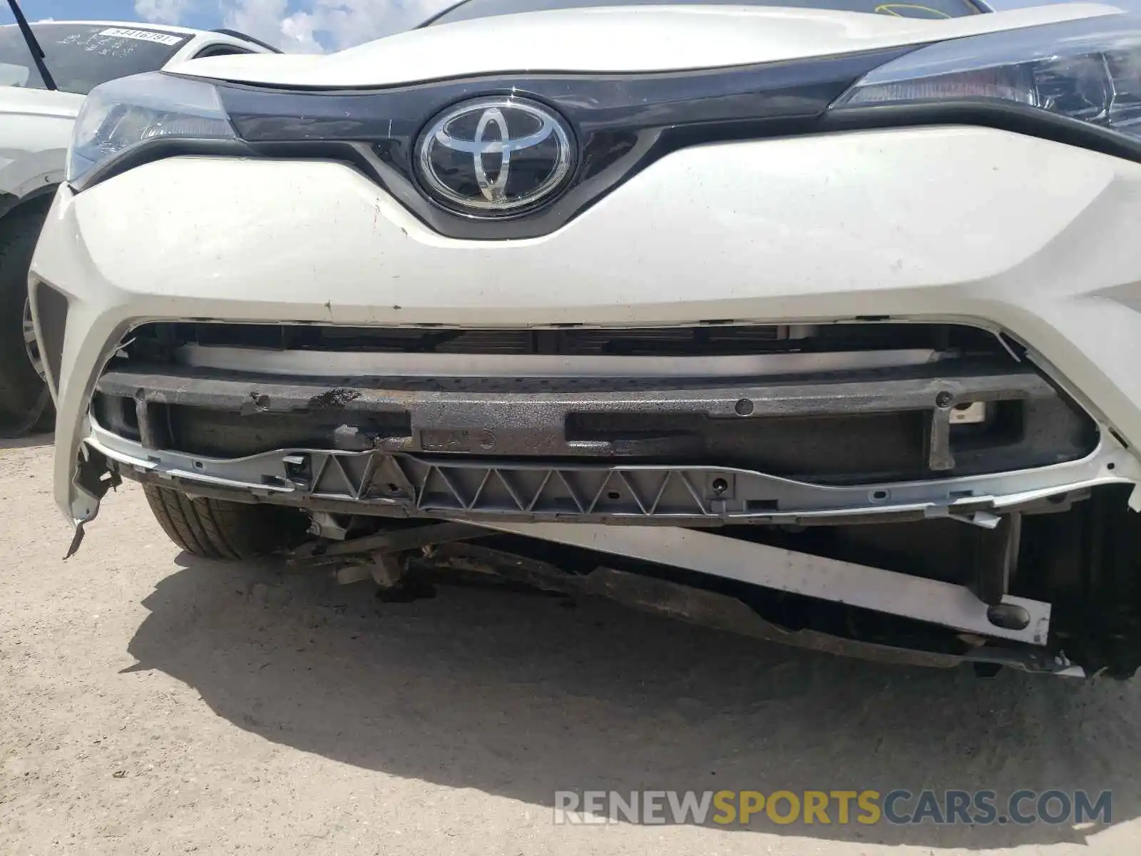 9 Photograph of a damaged car NMTKHMBX3LR113346 TOYOTA C-HR 2020