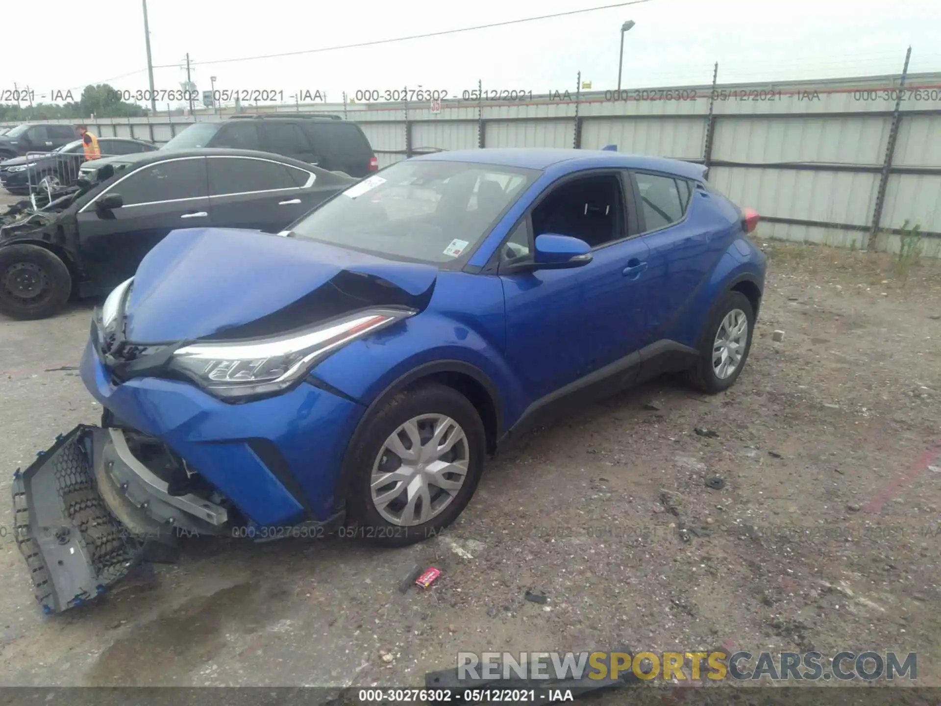 2 Photograph of a damaged car NMTKHMBX3LR116859 TOYOTA C-HR 2020