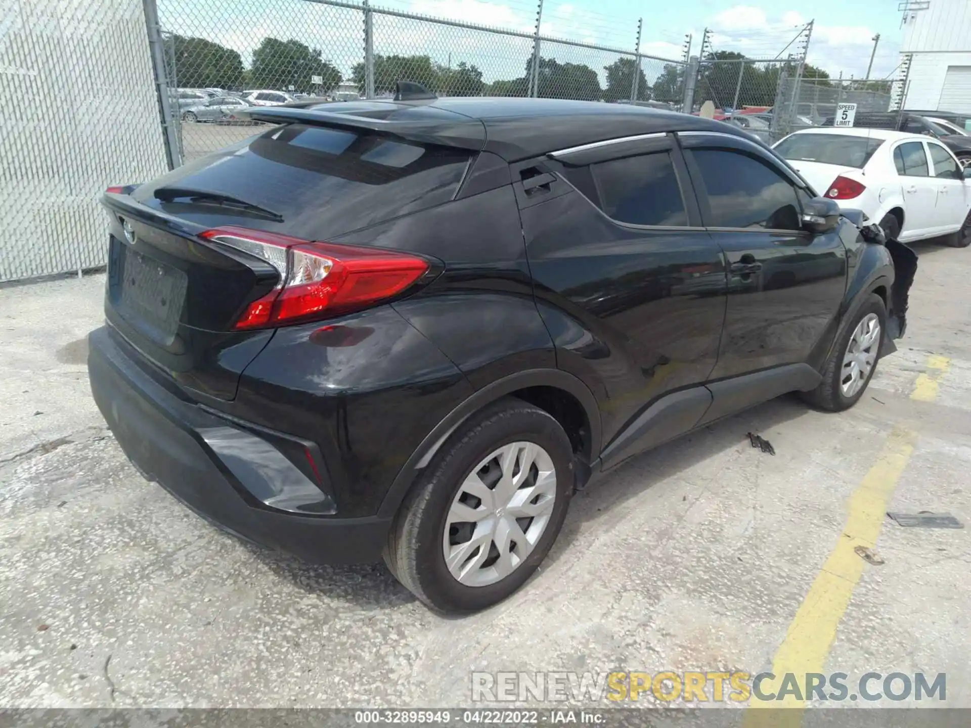 4 Photograph of a damaged car NMTKHMBX3LR117400 TOYOTA C-HR 2020