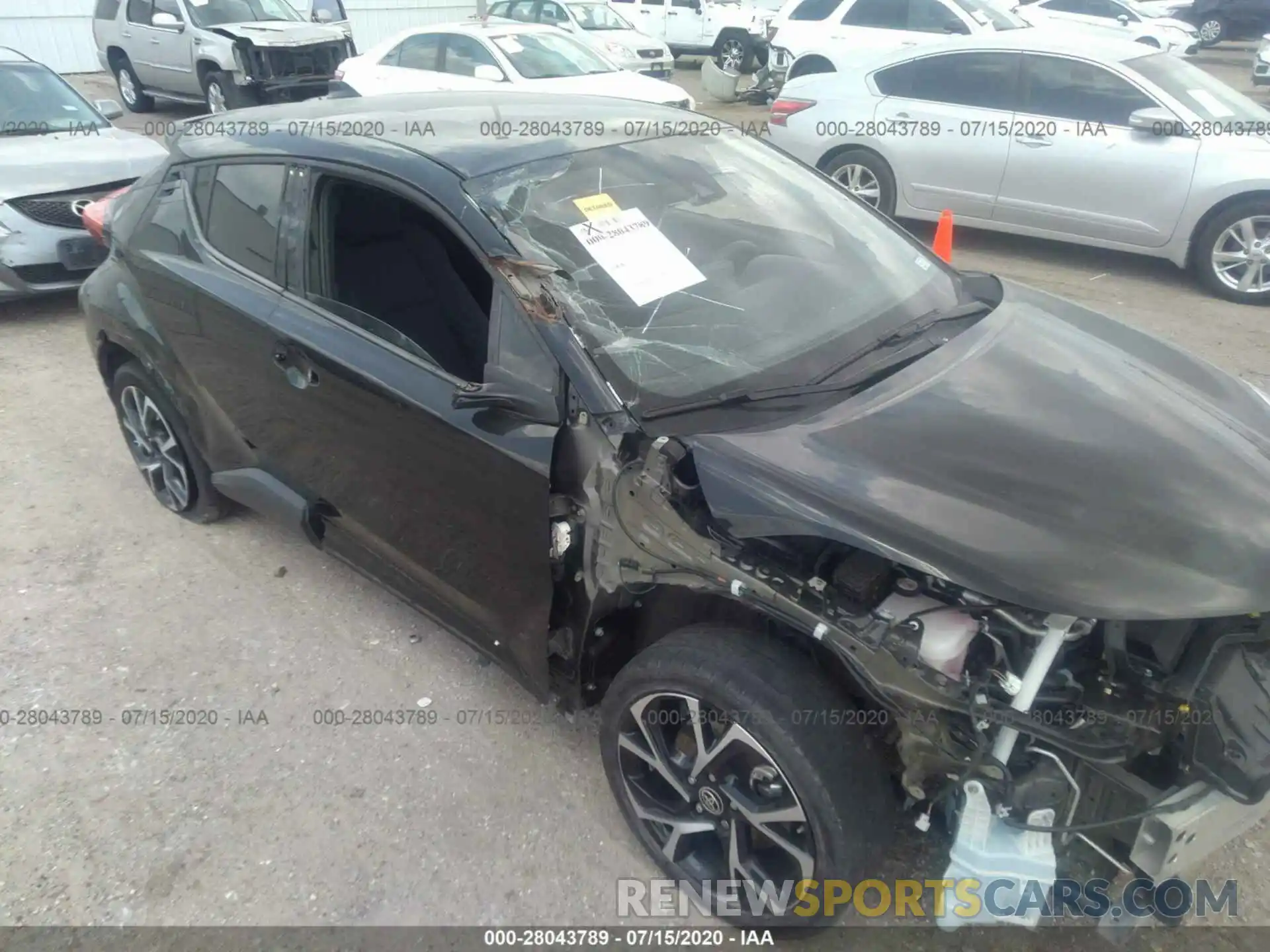 6 Photograph of a damaged car NMTKHMBX4LR104056 TOYOTA C-HR 2020