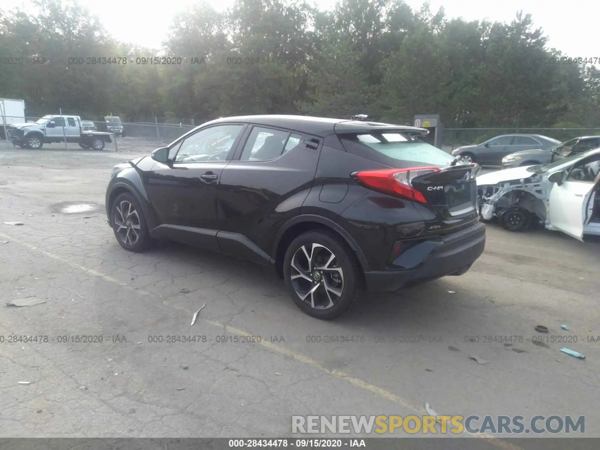 3 Photograph of a damaged car NMTKHMBX4LR104123 TOYOTA C-HR 2020