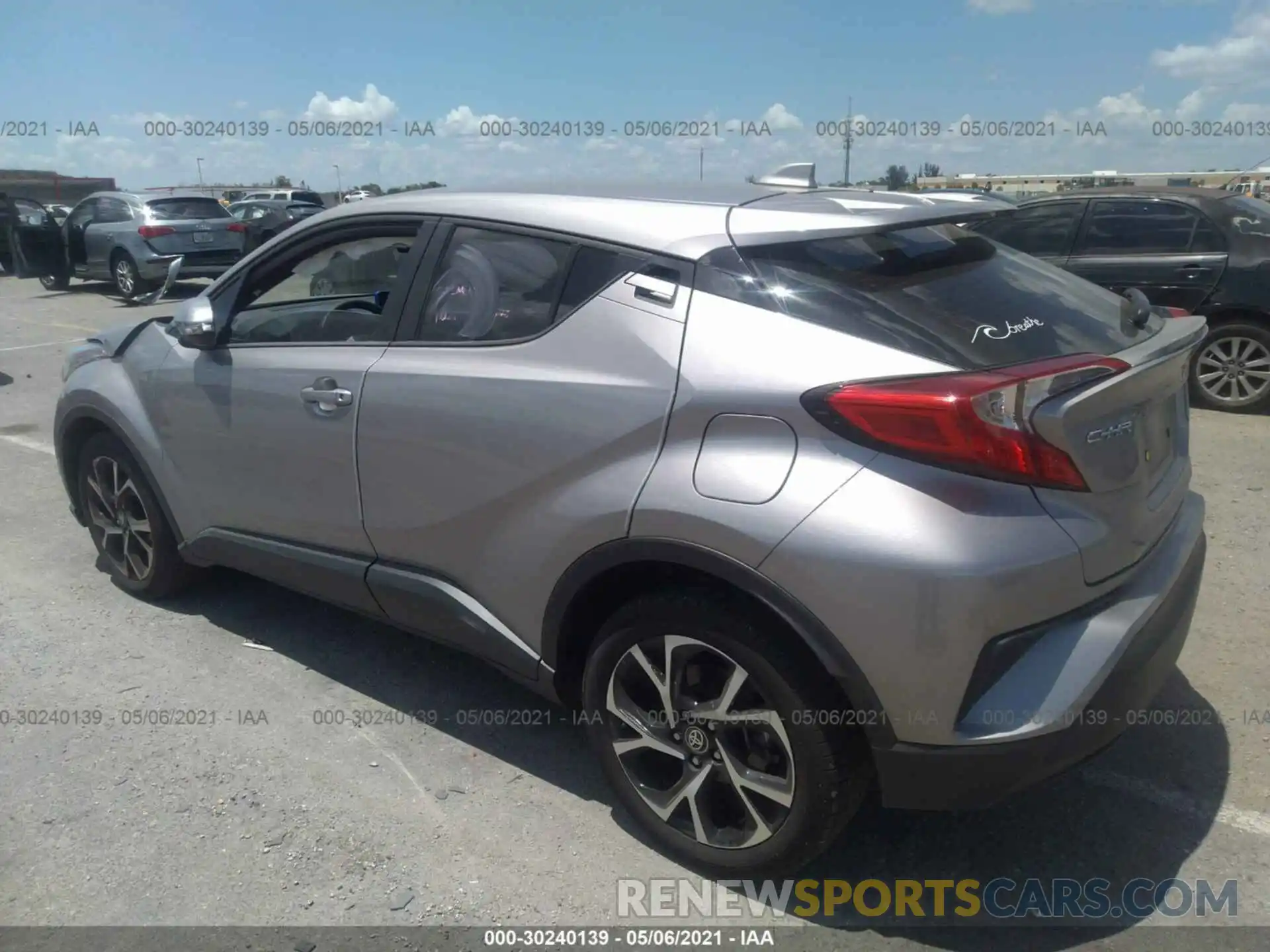 3 Photograph of a damaged car NMTKHMBX4LR104168 TOYOTA C-HR 2020