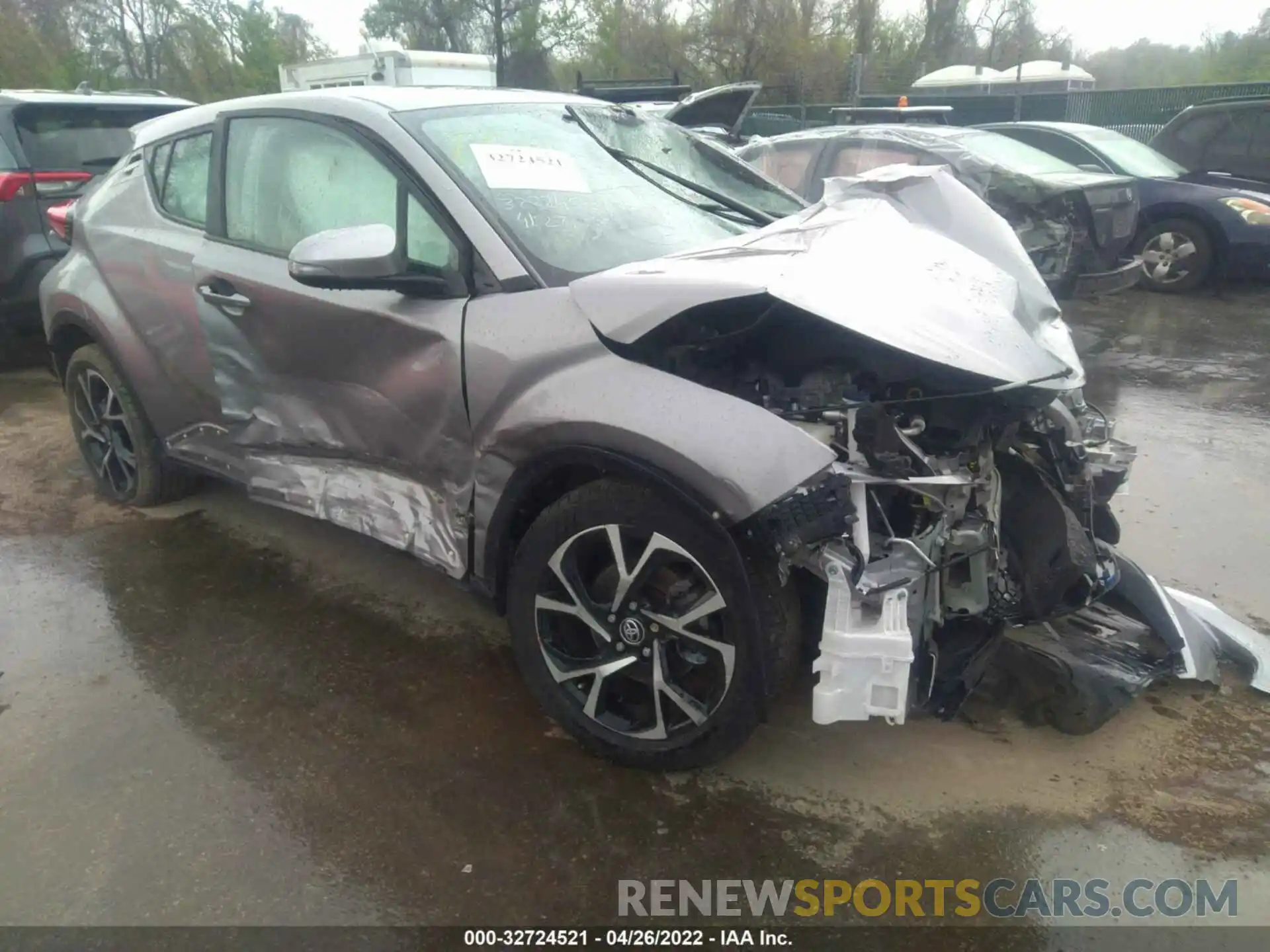 1 Photograph of a damaged car NMTKHMBX4LR106177 TOYOTA C-HR 2020