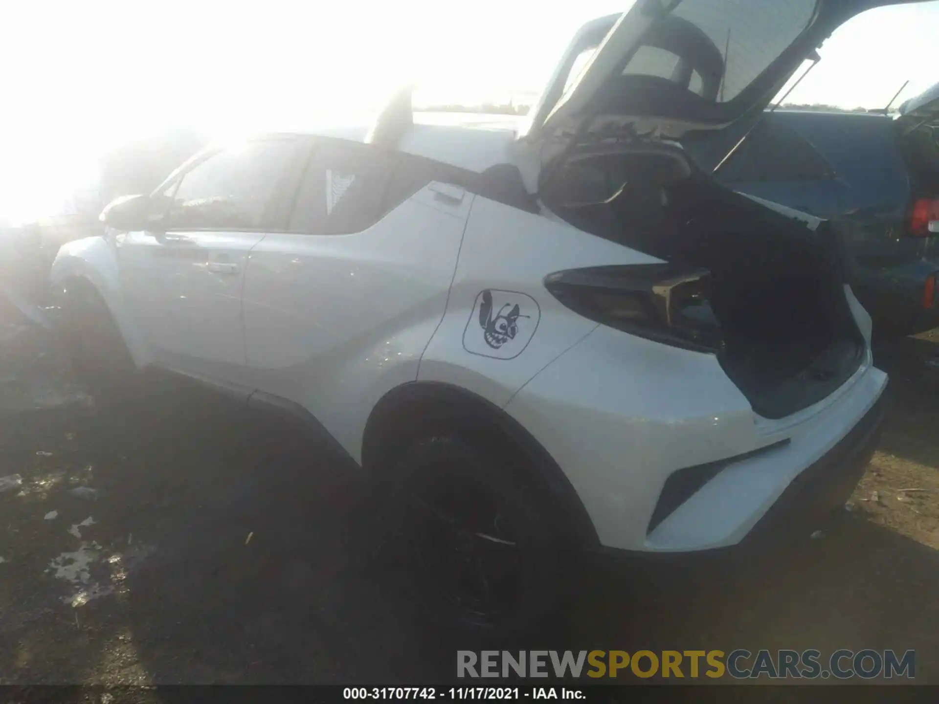 3 Photograph of a damaged car NMTKHMBX4LR107376 TOYOTA C-HR 2020