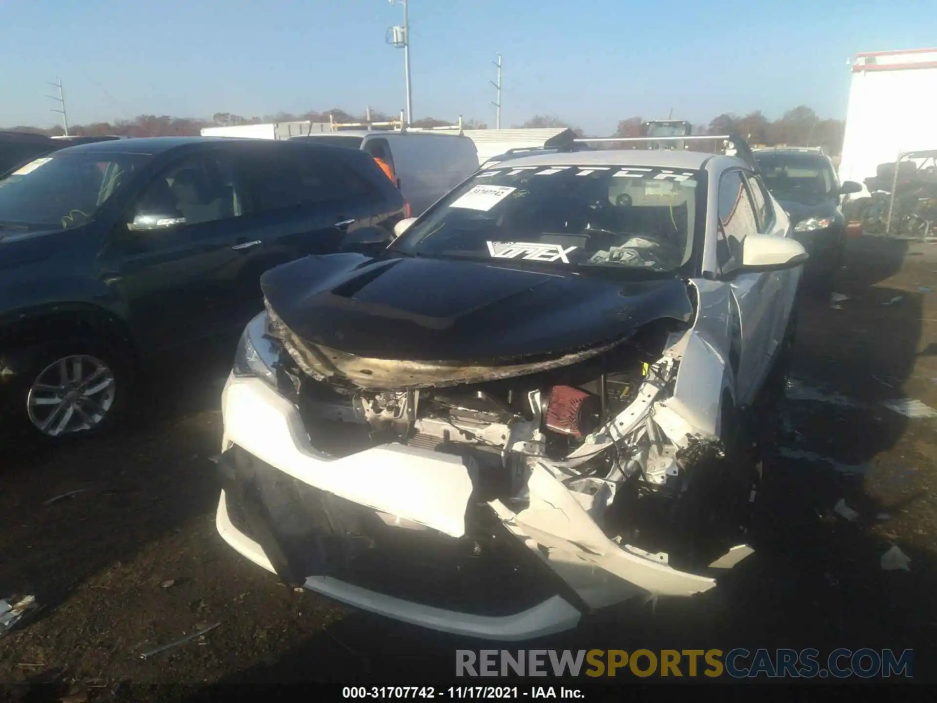 6 Photograph of a damaged car NMTKHMBX4LR107376 TOYOTA C-HR 2020