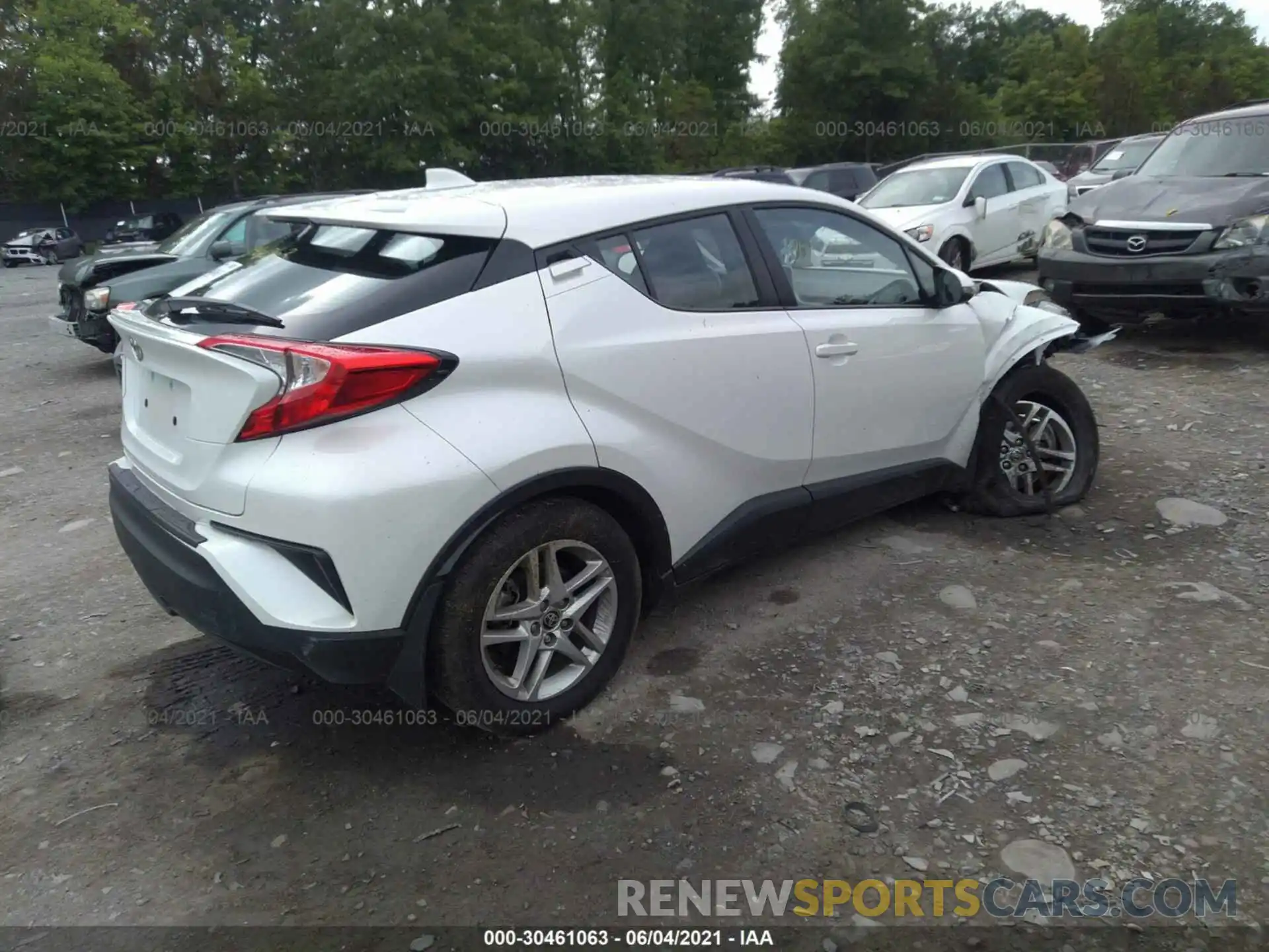 4 Фотография поврежденного автомобиля NMTKHMBX4LR107457 TOYOTA C-HR 2020