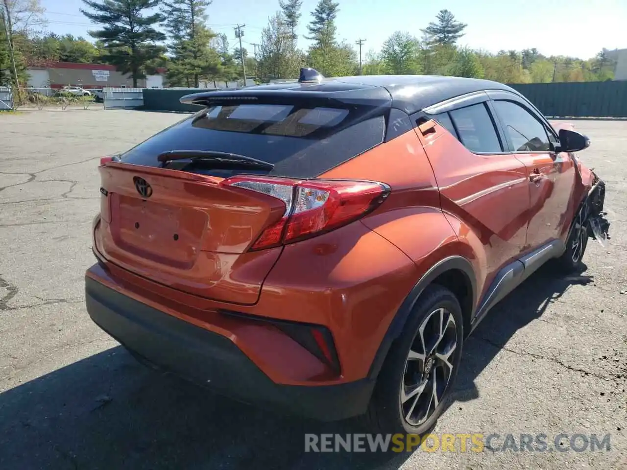 4 Photograph of a damaged car NMTKHMBX4LR107622 TOYOTA C-HR 2020