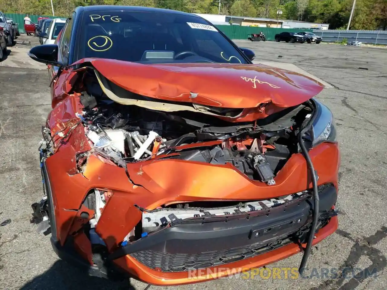 9 Photograph of a damaged car NMTKHMBX4LR107622 TOYOTA C-HR 2020