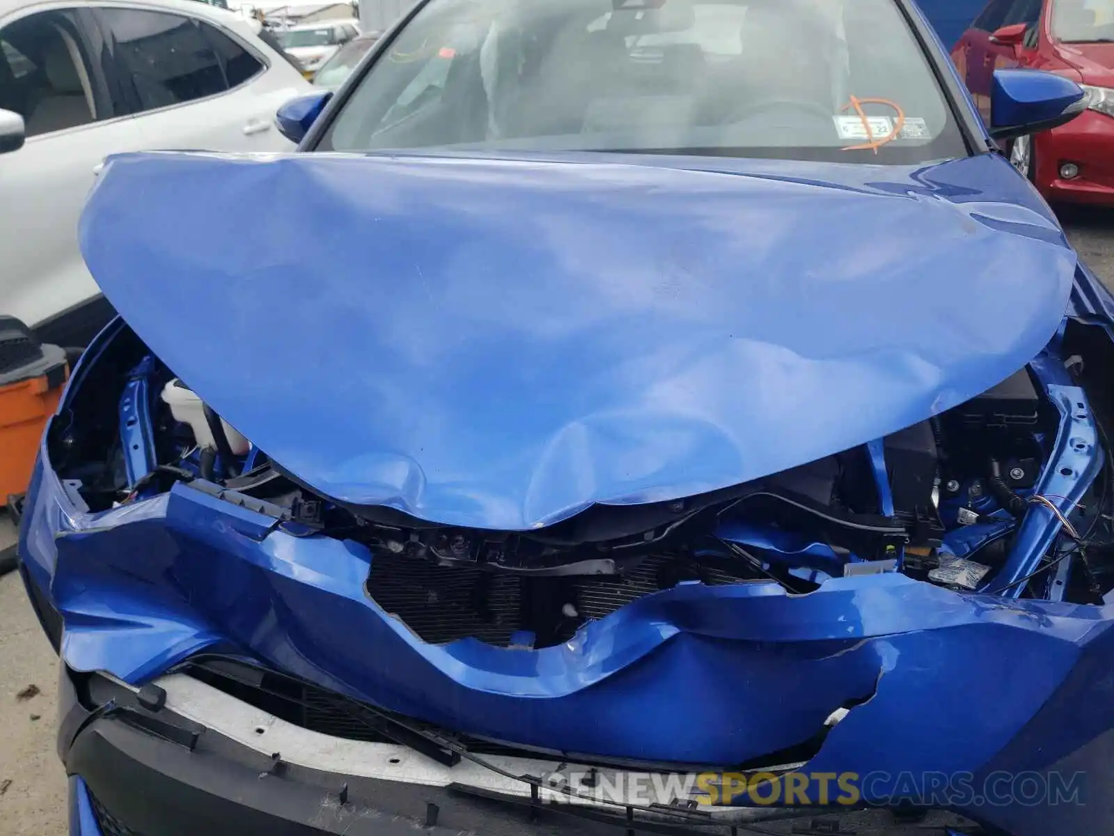 7 Photograph of a damaged car NMTKHMBX4LR108169 TOYOTA C-HR 2020