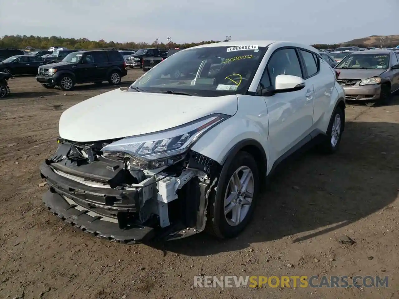 2 Photograph of a damaged car NMTKHMBX4LR108348 TOYOTA C-HR 2020