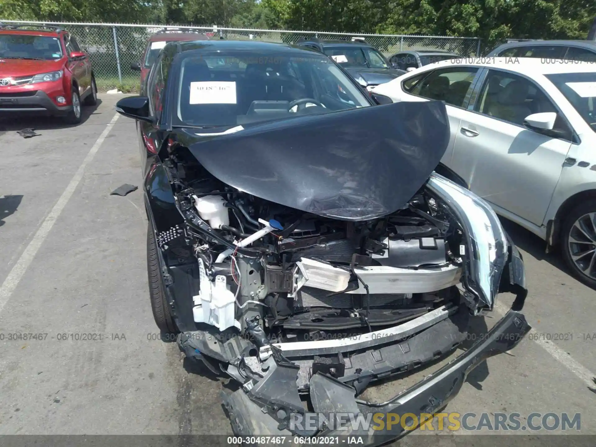 6 Photograph of a damaged car NMTKHMBX4LR112366 TOYOTA C-HR 2020