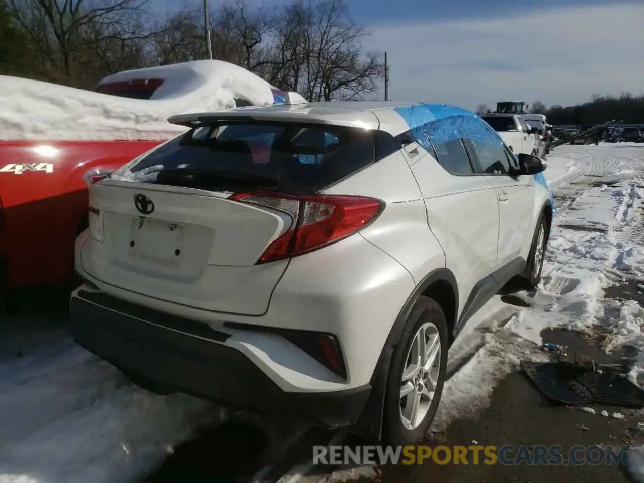 4 Photograph of a damaged car NMTKHMBX4LR112951 TOYOTA C-HR 2020