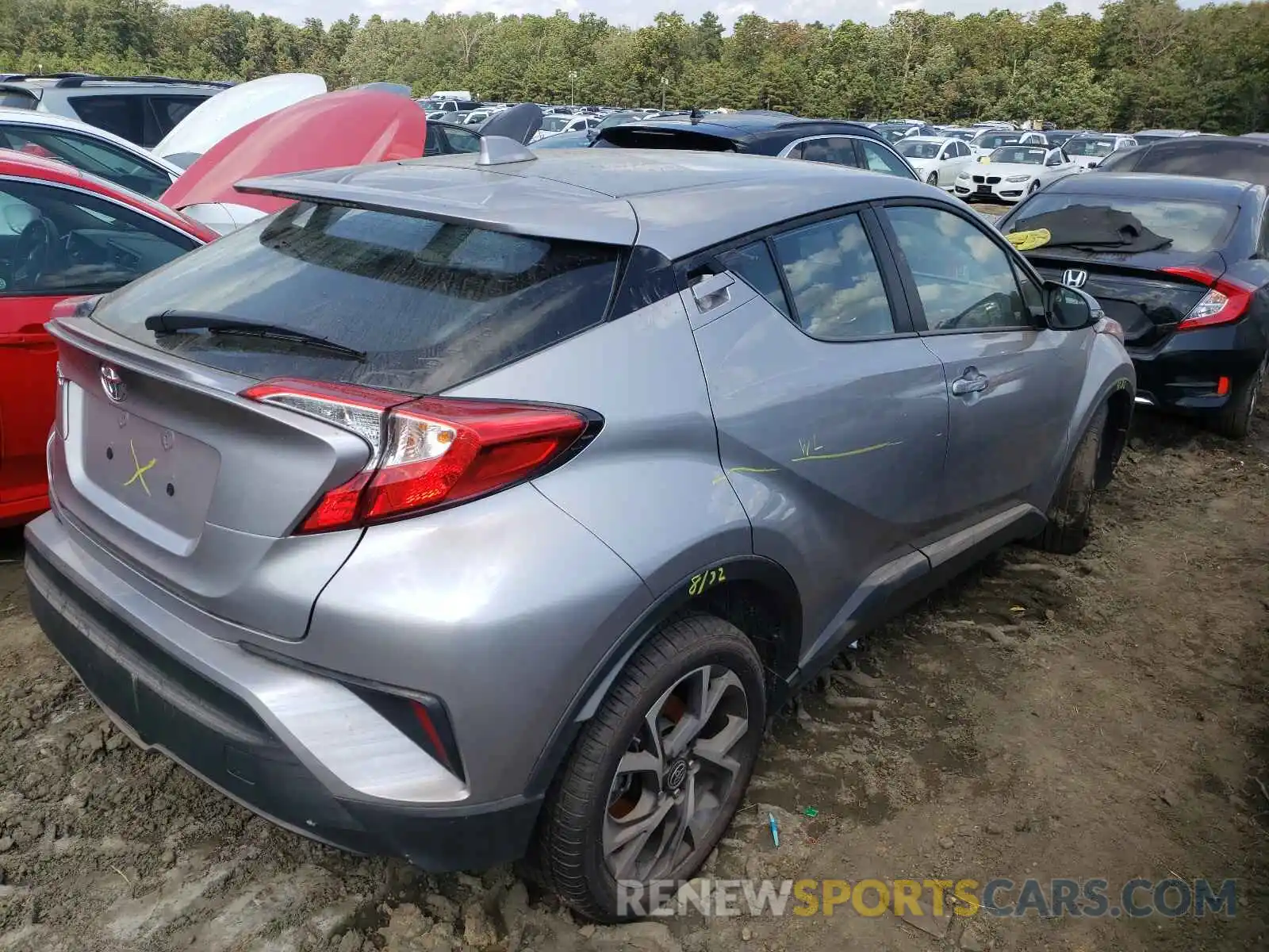 4 Photograph of a damaged car NMTKHMBX4LR117373 TOYOTA C-HR 2020