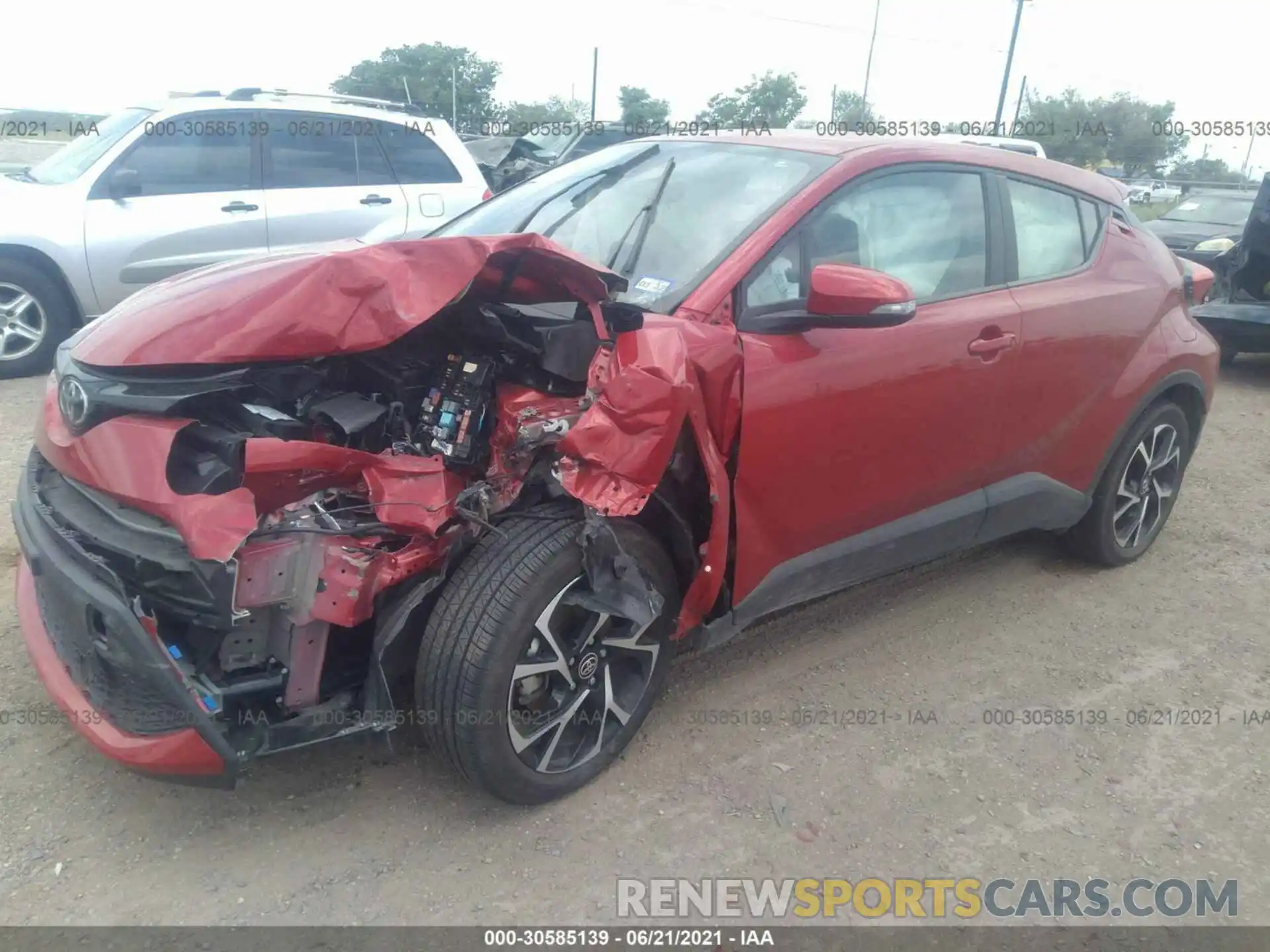 2 Photograph of a damaged car NMTKHMBX5LR105488 TOYOTA C-HR 2020