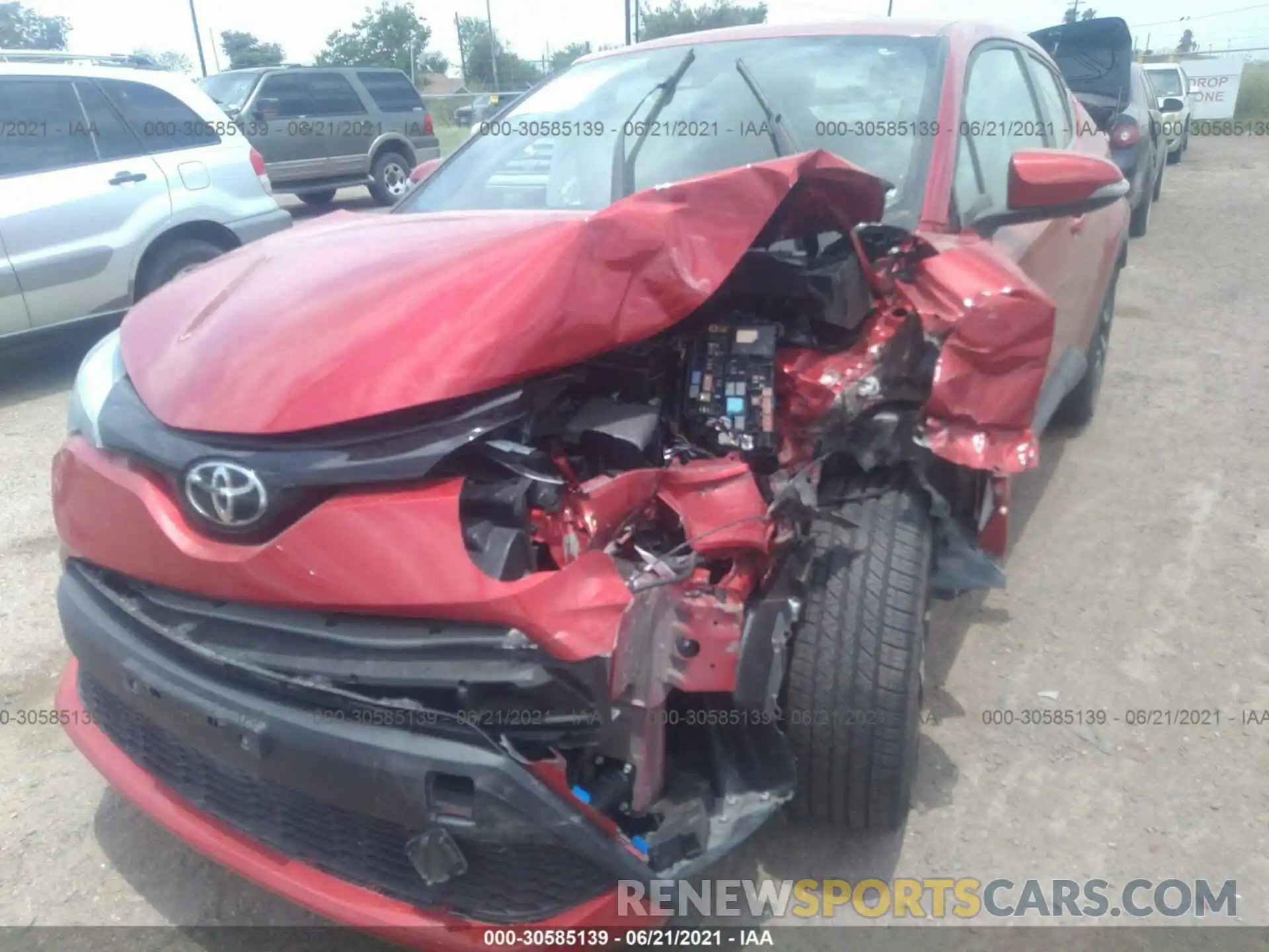 6 Photograph of a damaged car NMTKHMBX5LR105488 TOYOTA C-HR 2020