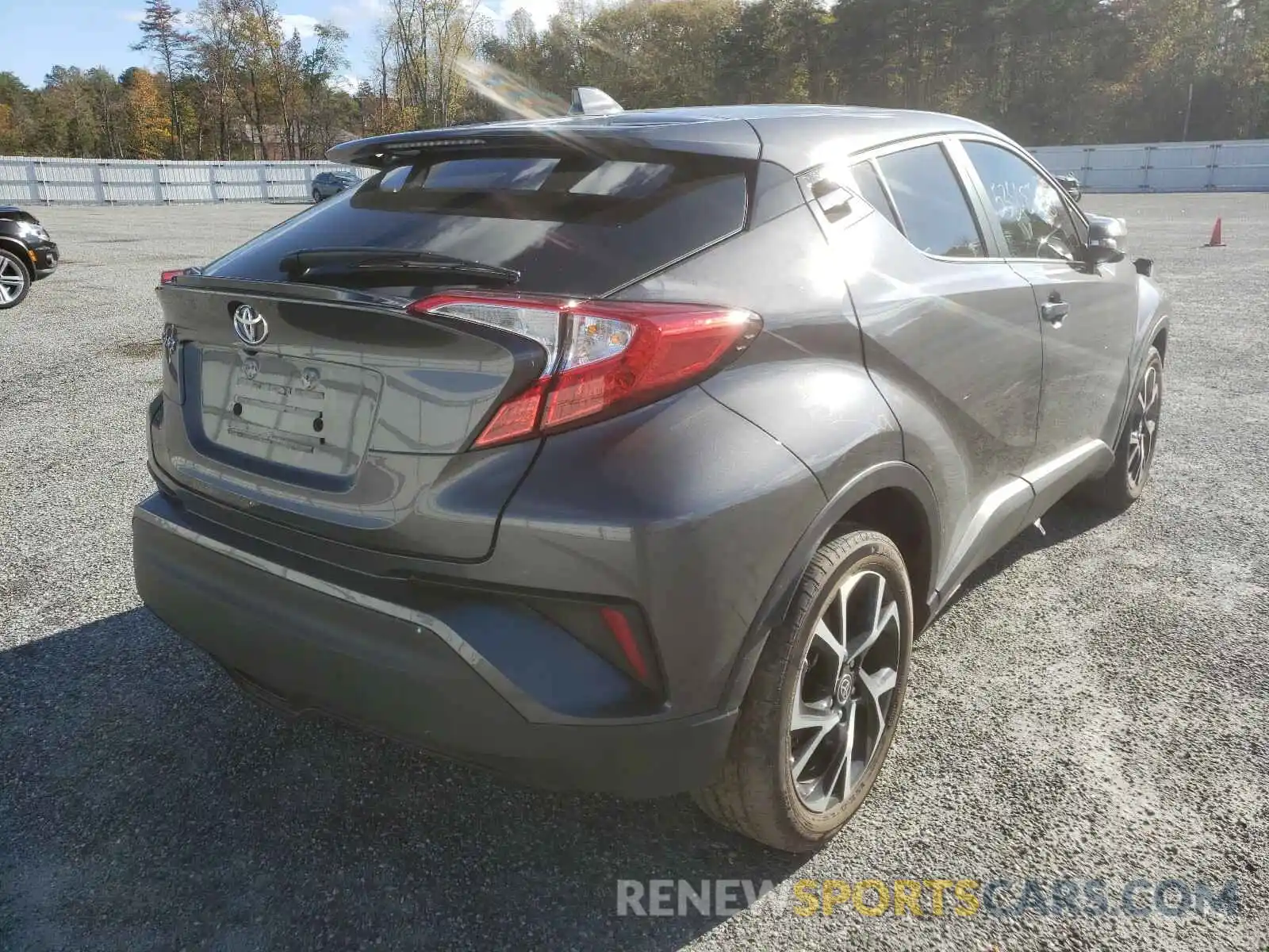 4 Photograph of a damaged car NMTKHMBX5LR109413 TOYOTA C-HR 2020