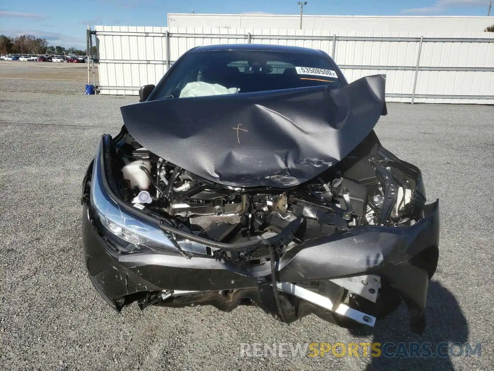 9 Photograph of a damaged car NMTKHMBX5LR109413 TOYOTA C-HR 2020