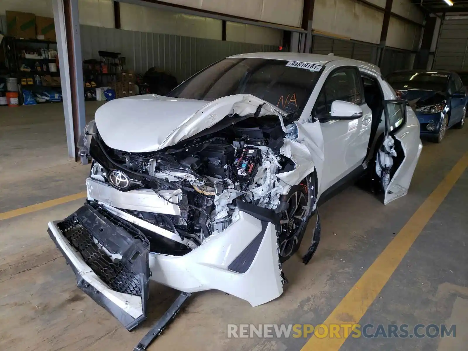 2 Photograph of a damaged car NMTKHMBX5LR110433 TOYOTA C-HR 2020