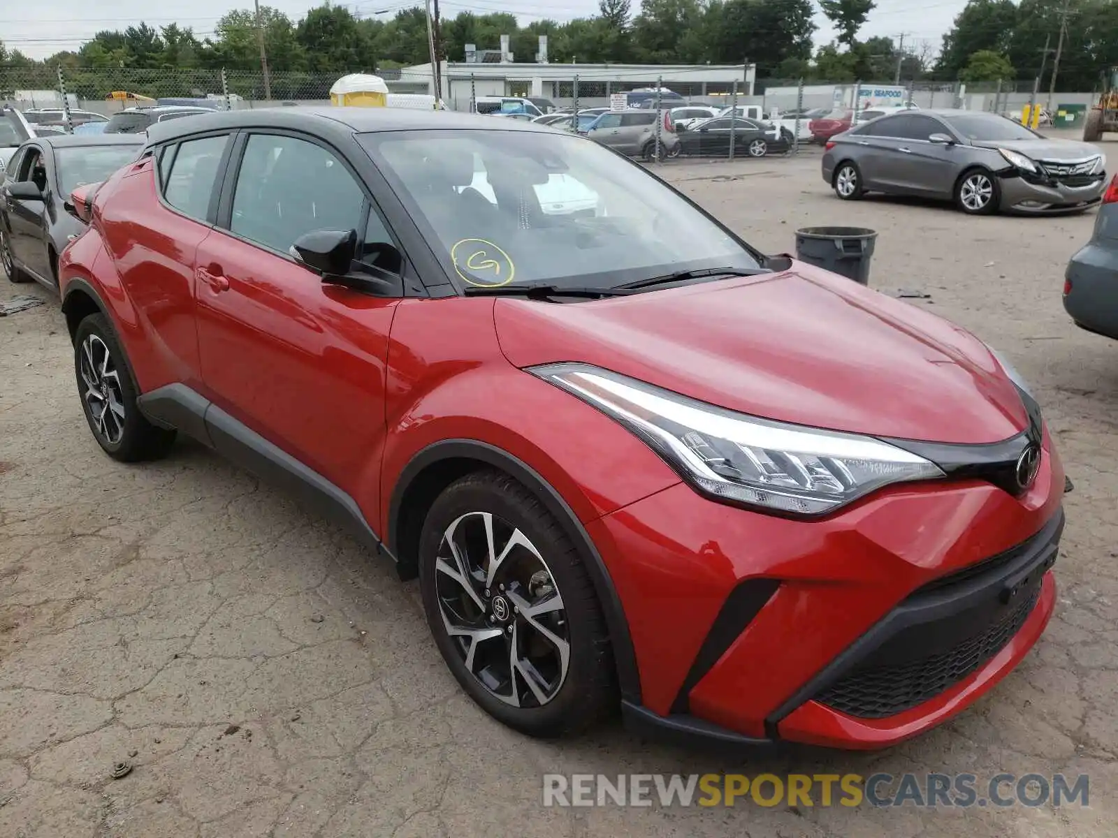 1 Photograph of a damaged car NMTKHMBX5LR112649 TOYOTA C-HR 2020