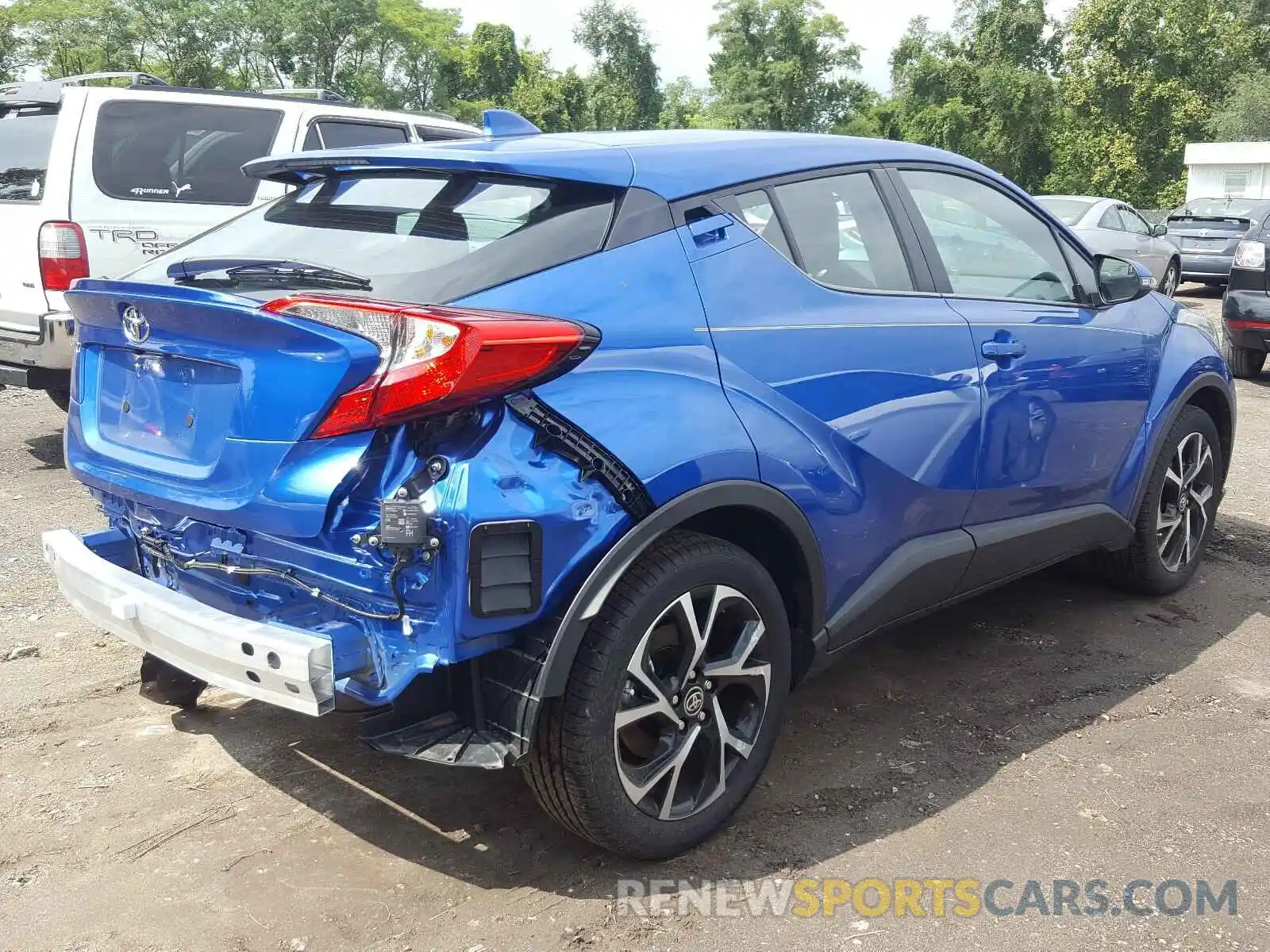 4 Photograph of a damaged car NMTKHMBX6LR105578 TOYOTA C-HR 2020