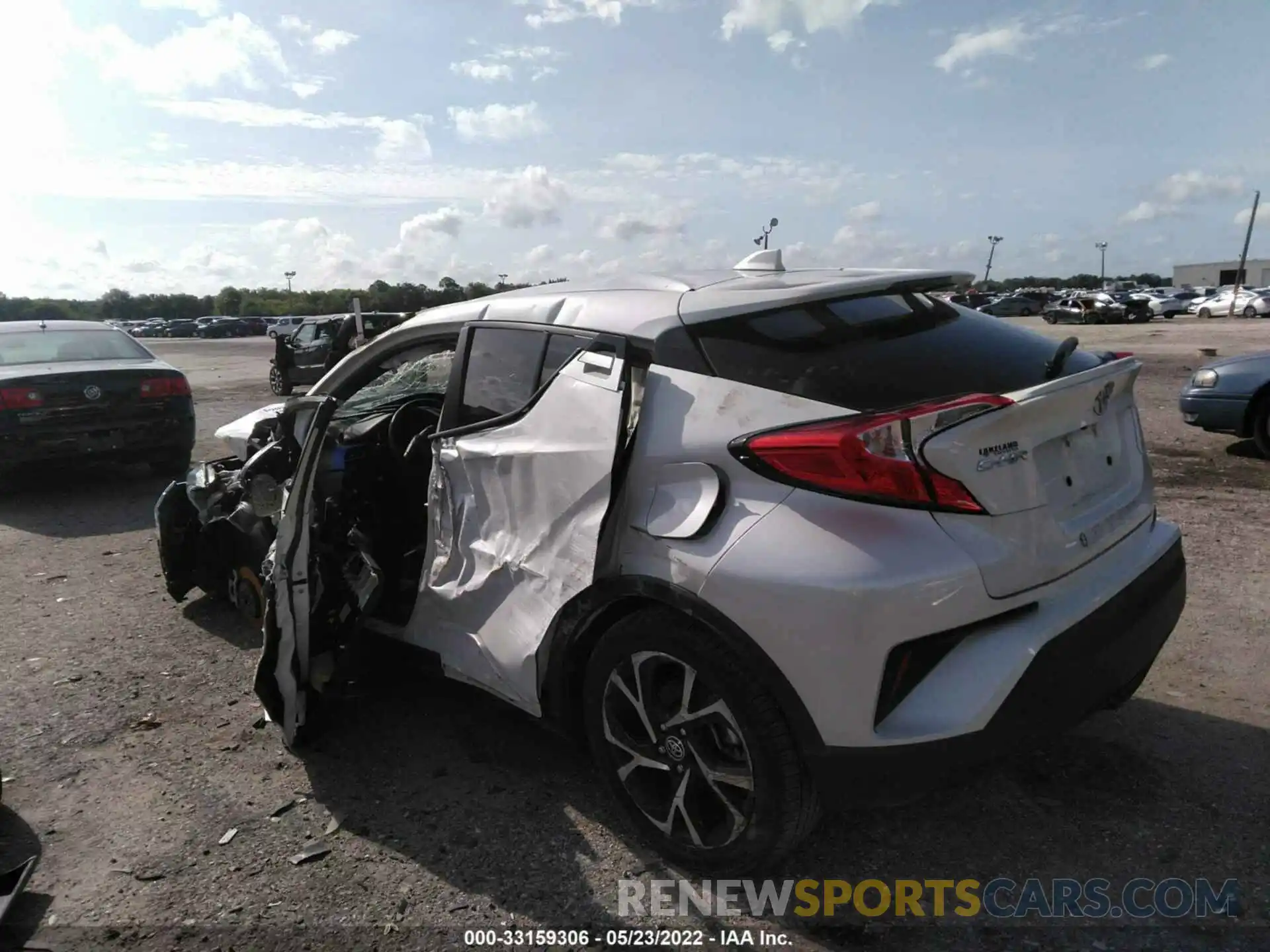 3 Photograph of a damaged car NMTKHMBX6LR109923 TOYOTA C-HR 2020