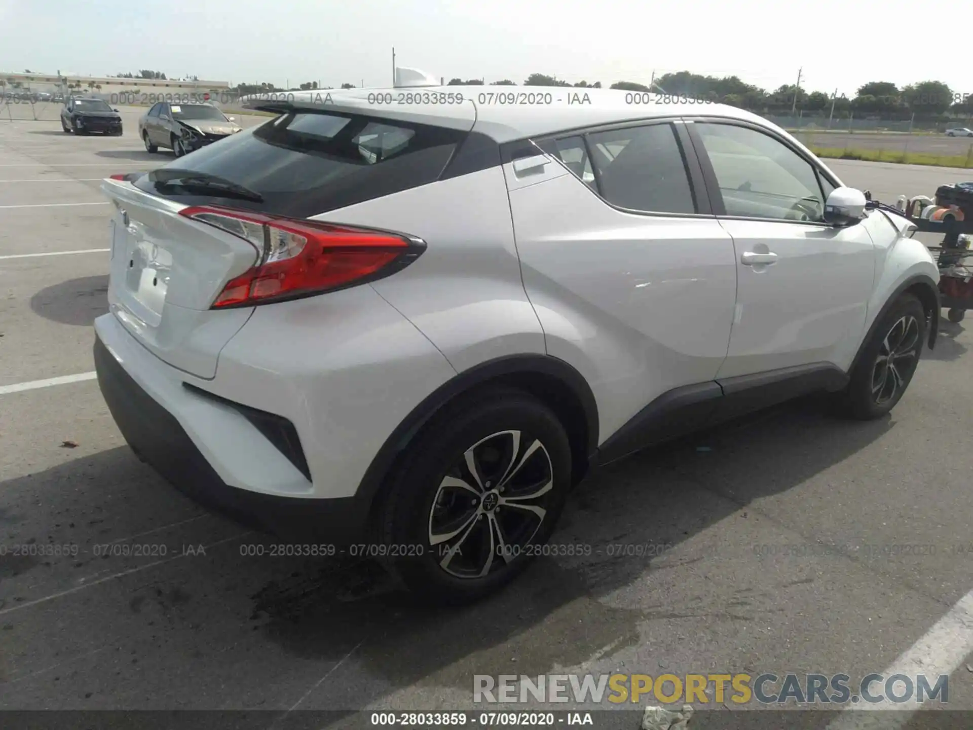 4 Photograph of a damaged car NMTKHMBX6LR111607 TOYOTA C-HR 2020