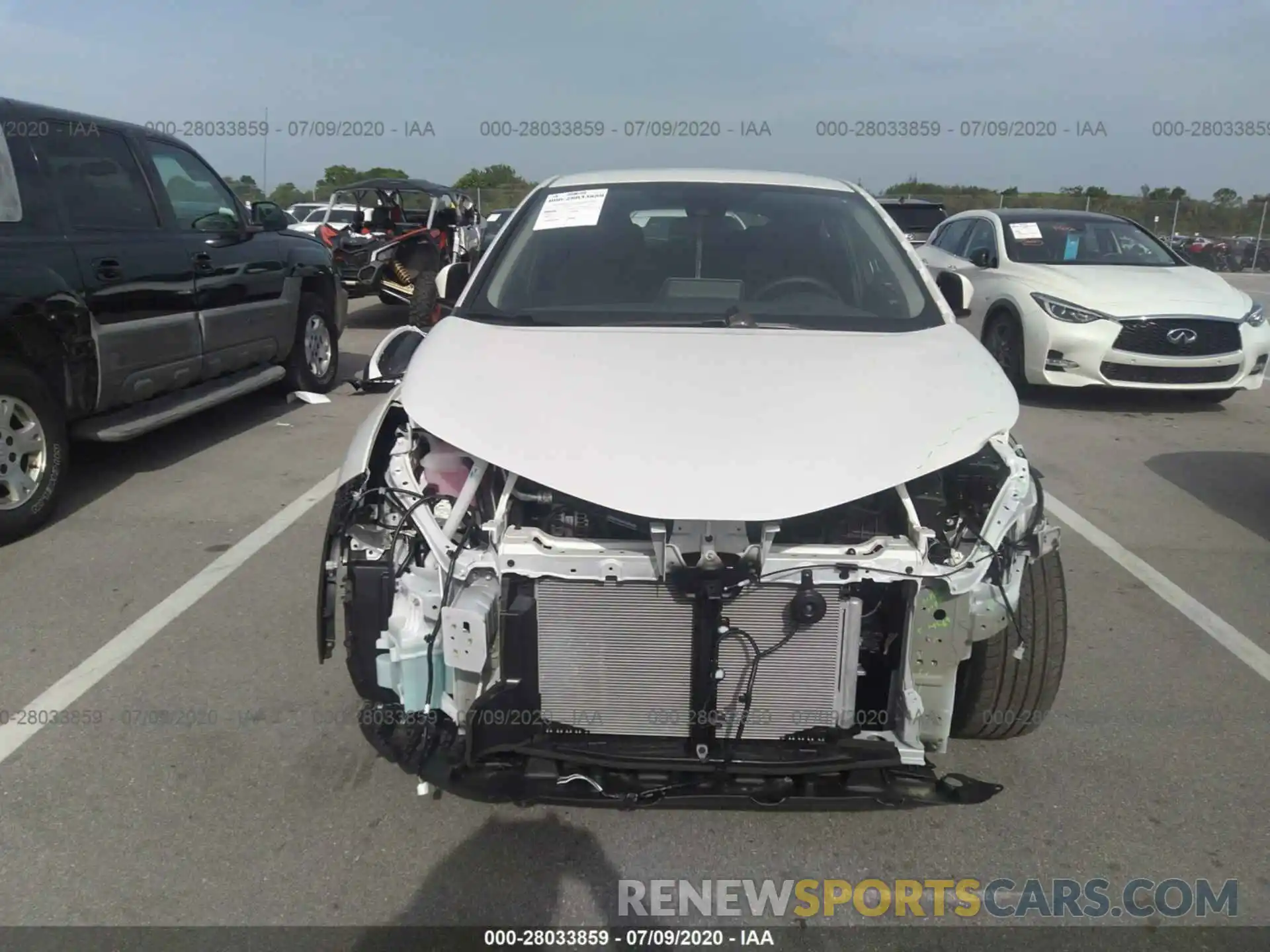 6 Photograph of a damaged car NMTKHMBX6LR111607 TOYOTA C-HR 2020