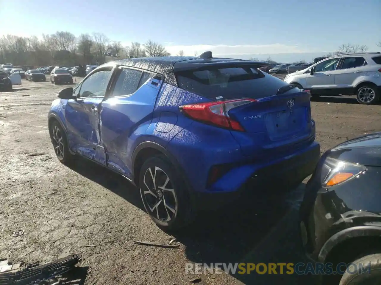 3 Photograph of a damaged car NMTKHMBX6LR112420 TOYOTA C-HR 2020