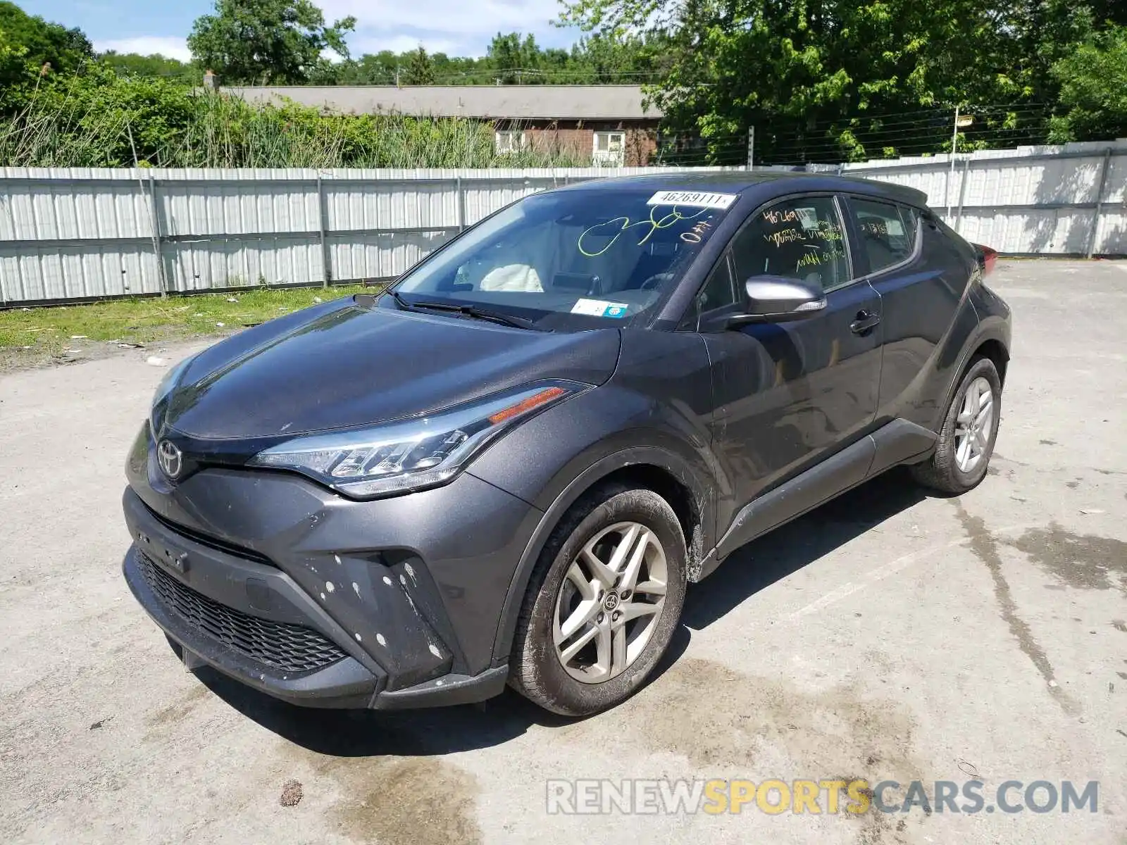 2 Photograph of a damaged car NMTKHMBX6LR112451 TOYOTA C-HR 2020