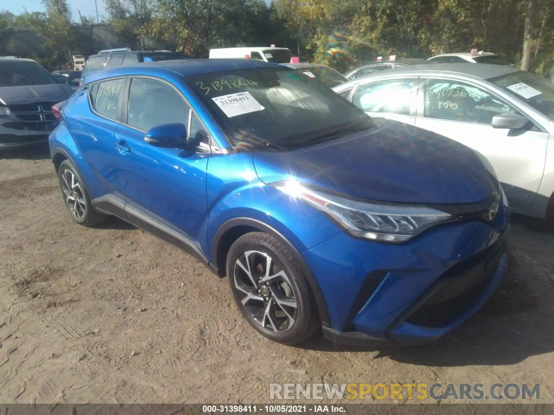 1 Photograph of a damaged car NMTKHMBX6LR117049 TOYOTA C-HR 2020